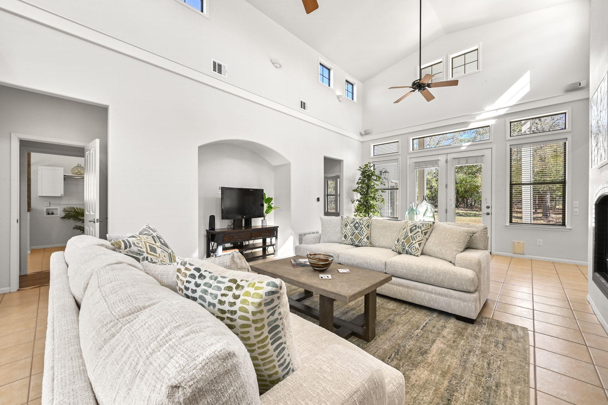 9300 N Madrone Trl, Austin, TX 78737