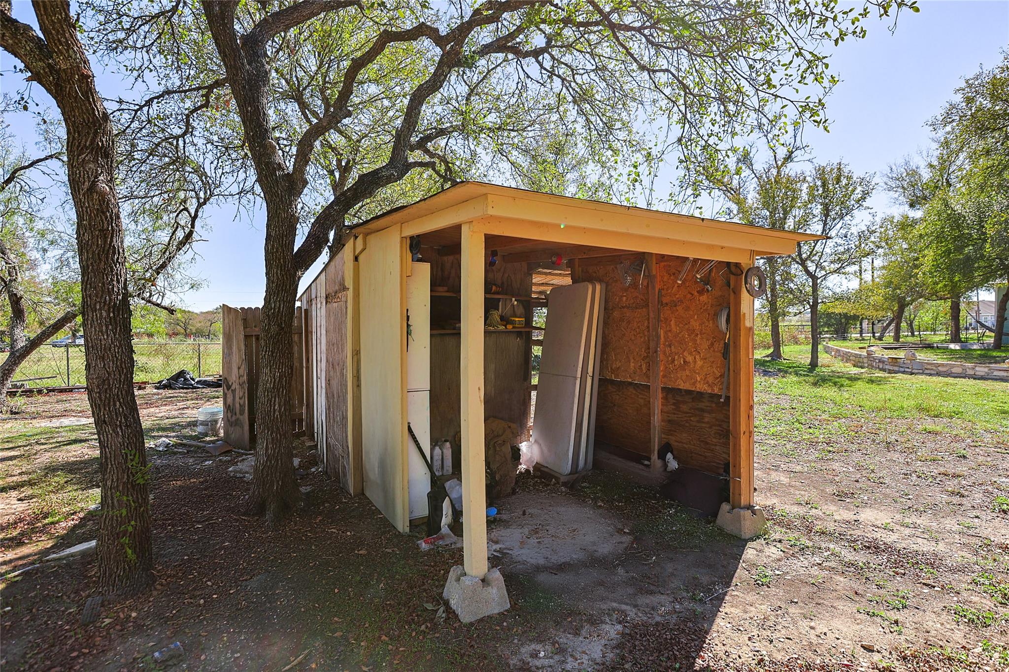 16902 Fagerquist Rd, Del Valle, TX 78617