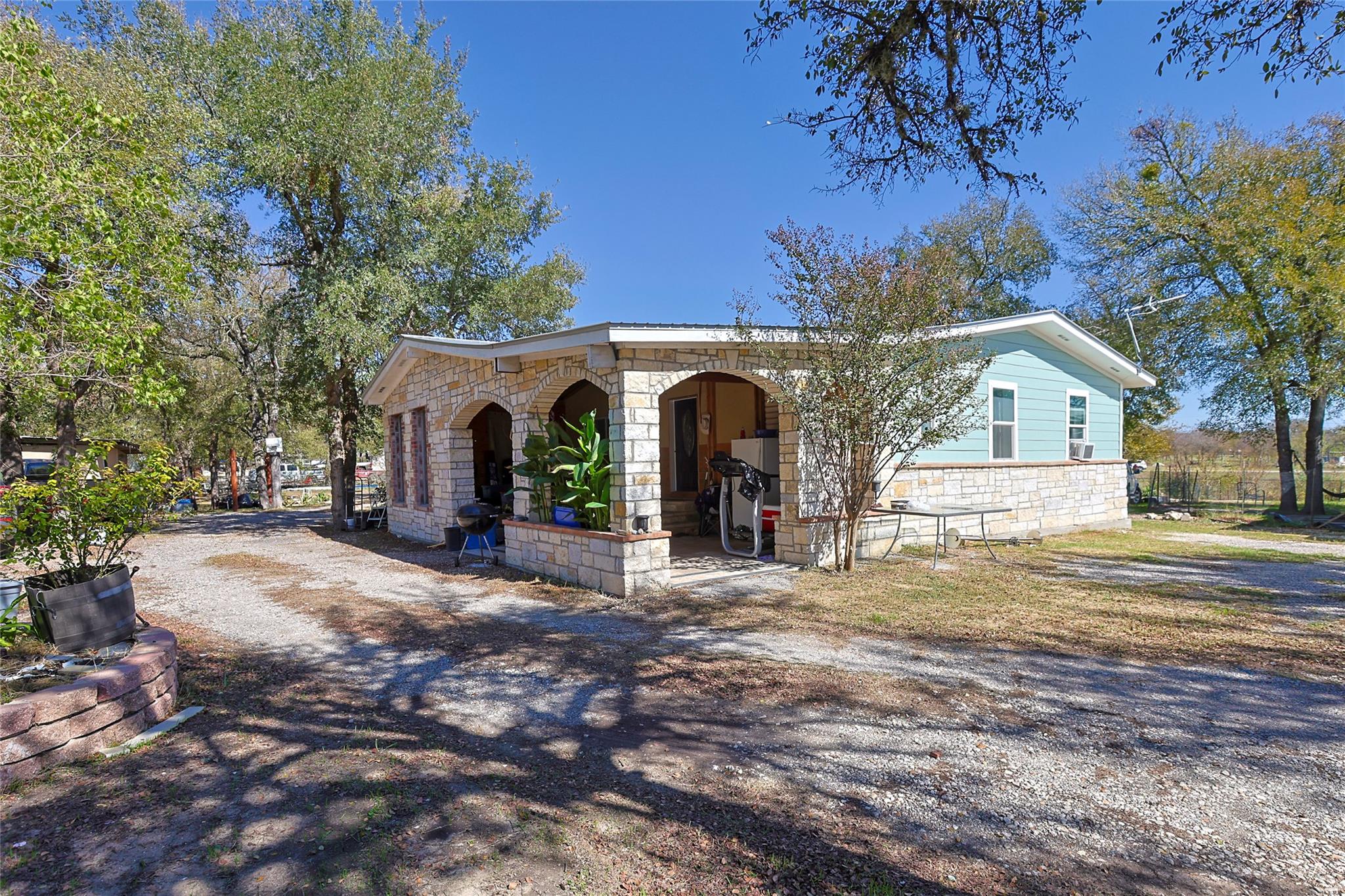 16902 Fagerquist Rd, Del Valle, TX 78617
