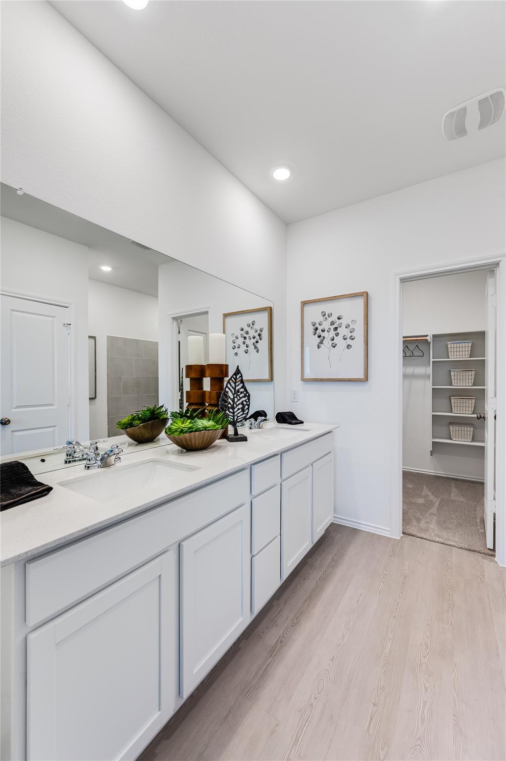 218 Bertram Oaks Rd, Bertram, TX 78605