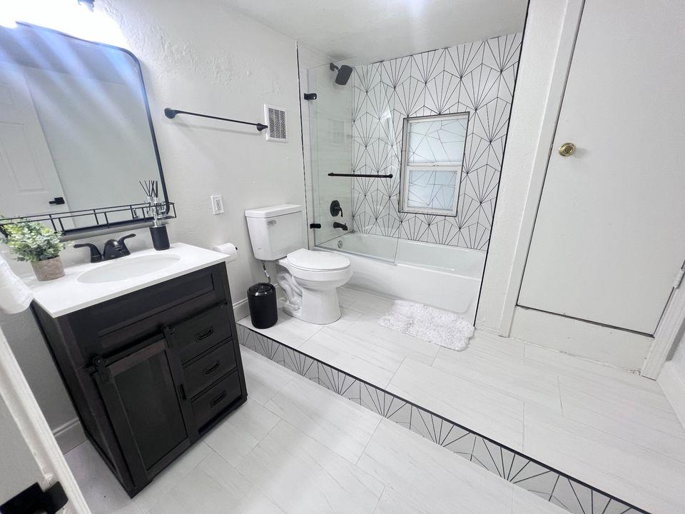 3508 Clarkson Ave # A, Austin, TX 78722