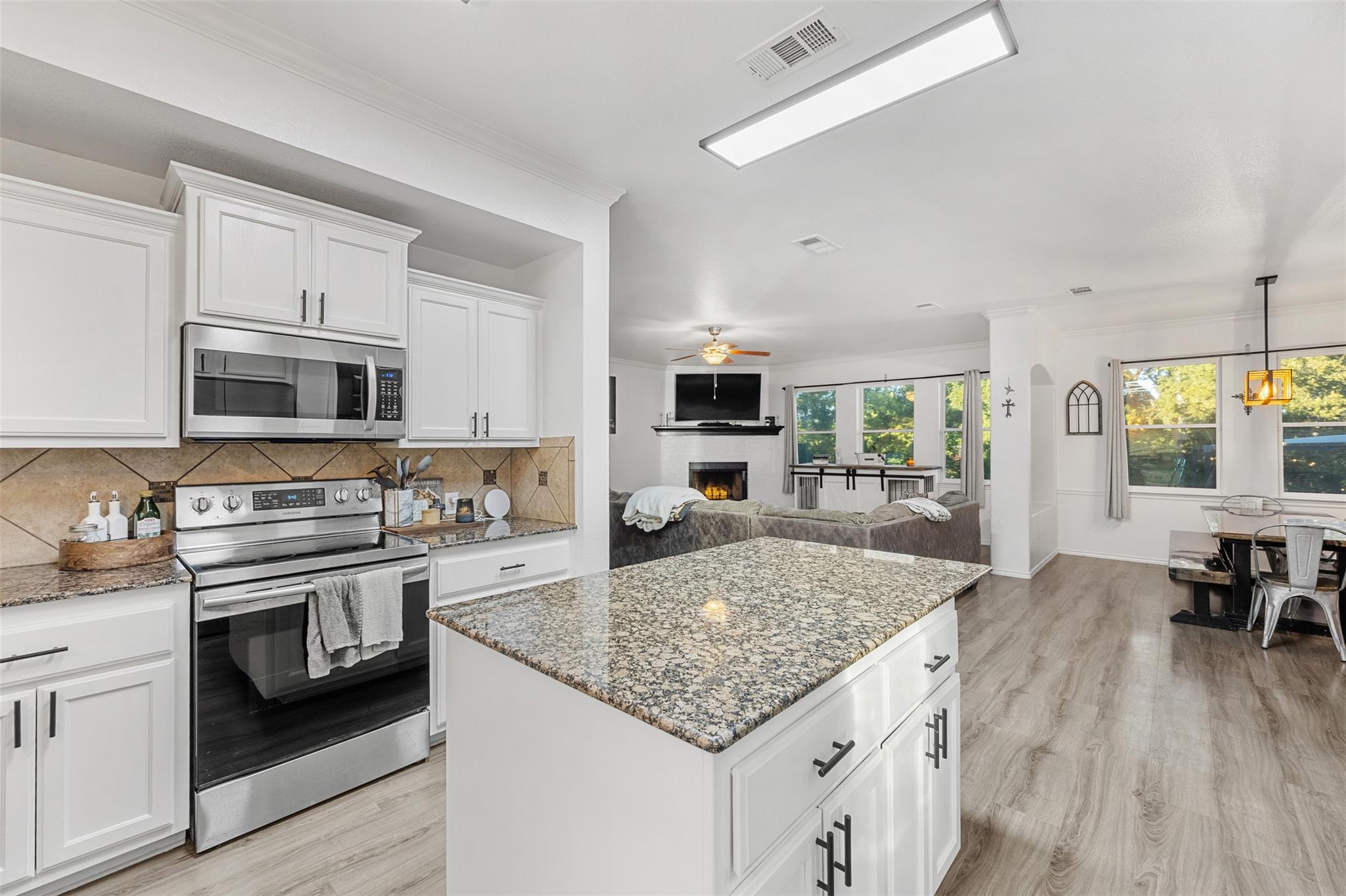 1518 Indian Camp Trl, Copperas Cove, TX 76522