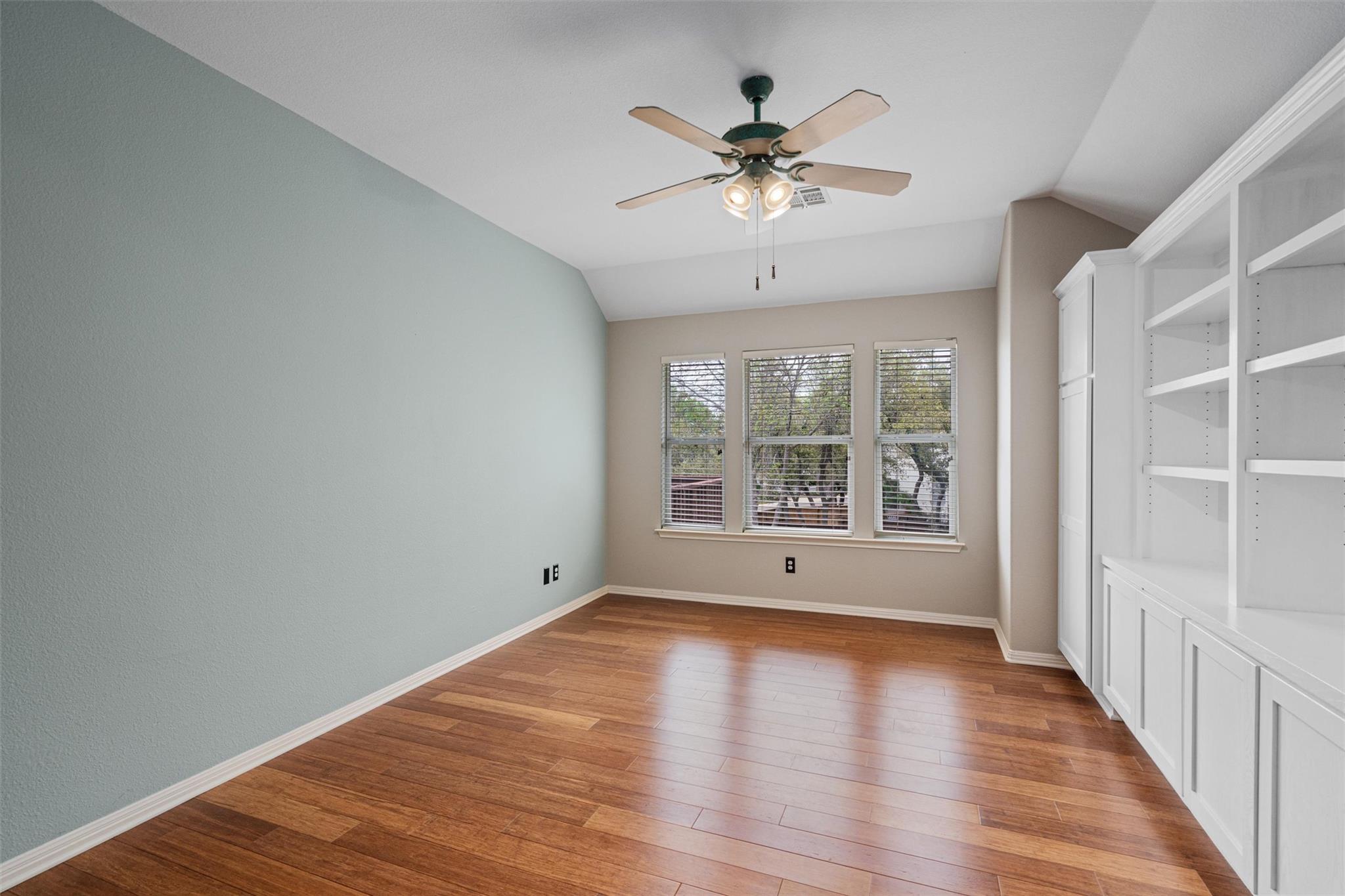 318 Ridge Run Dr, Georgetown, TX 78628