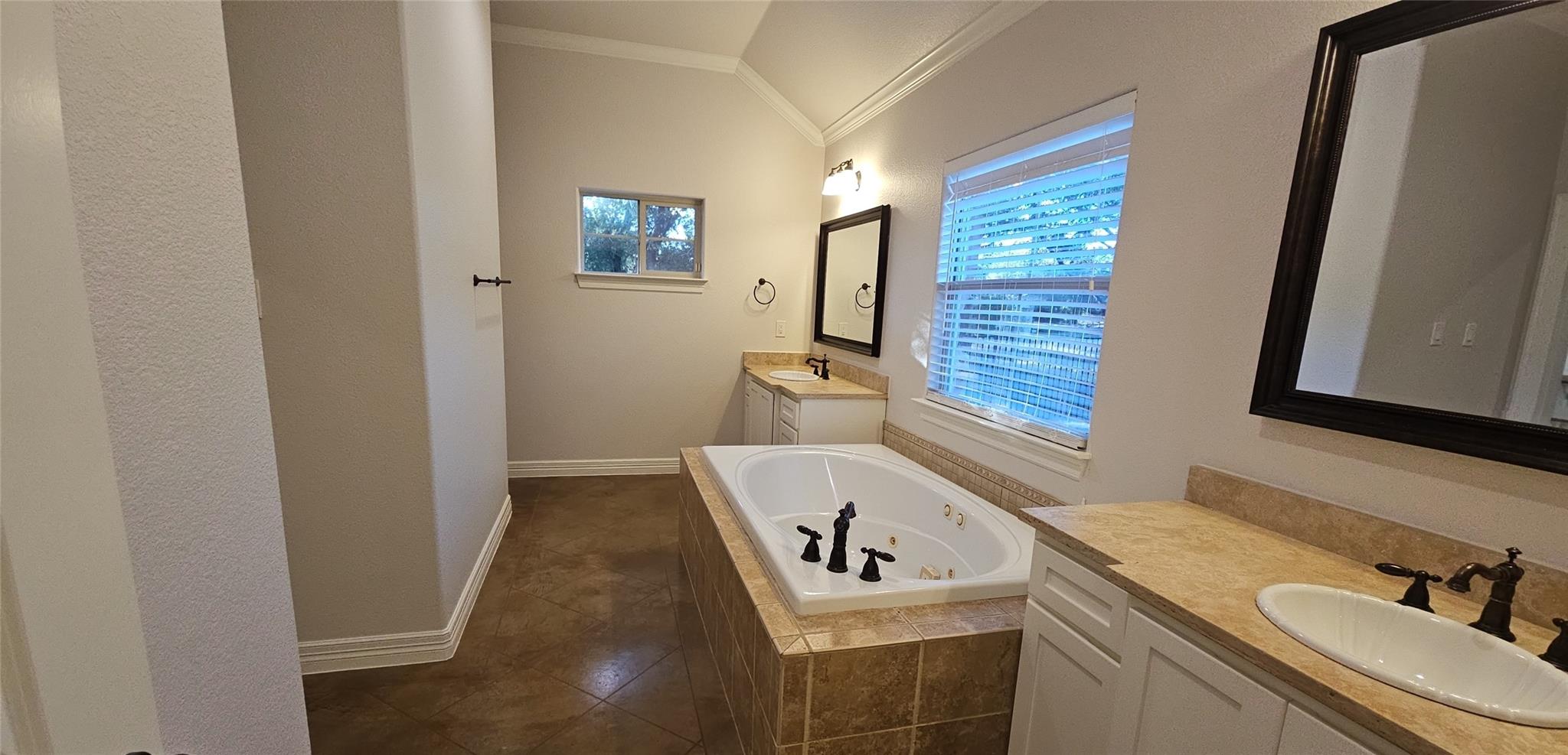 2516 La Ventana Pkwy, Driftwood, TX 78619