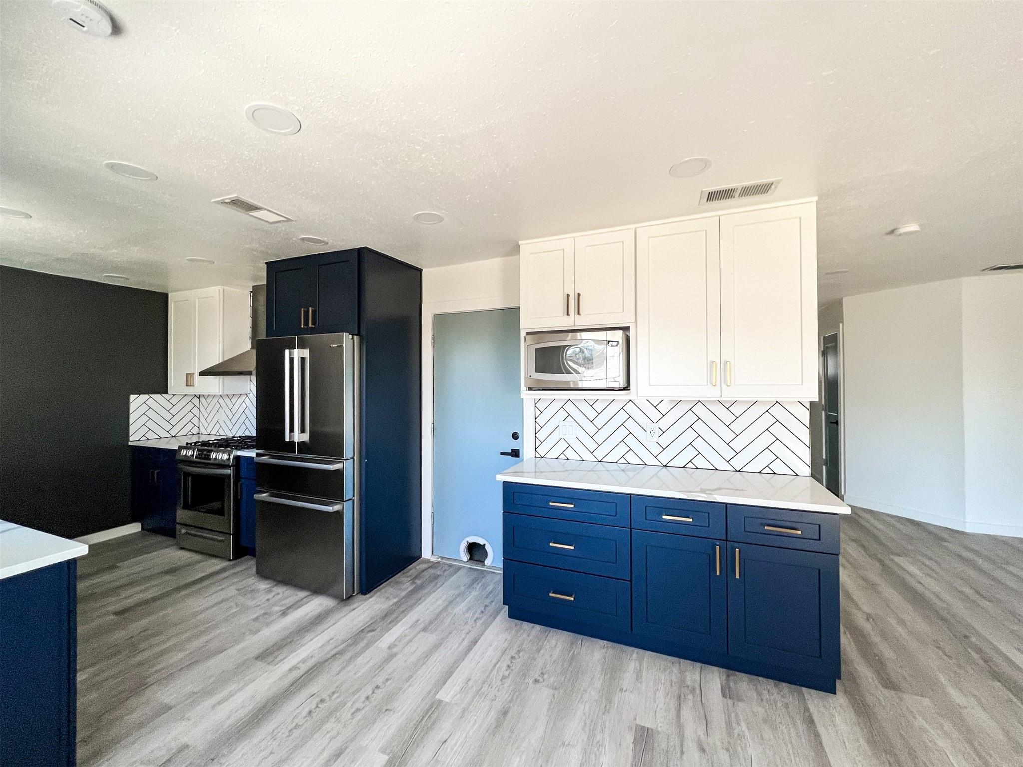 6203 London Dr, Austin, TX 78745