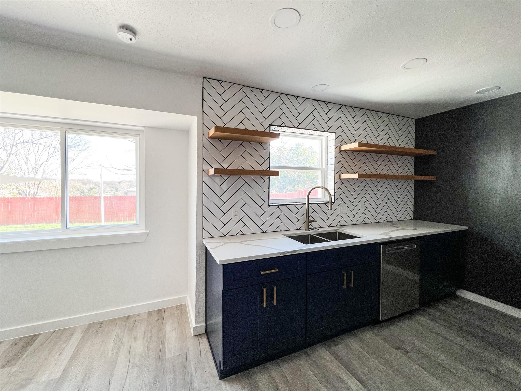 6203 London Dr, Austin, TX 78745