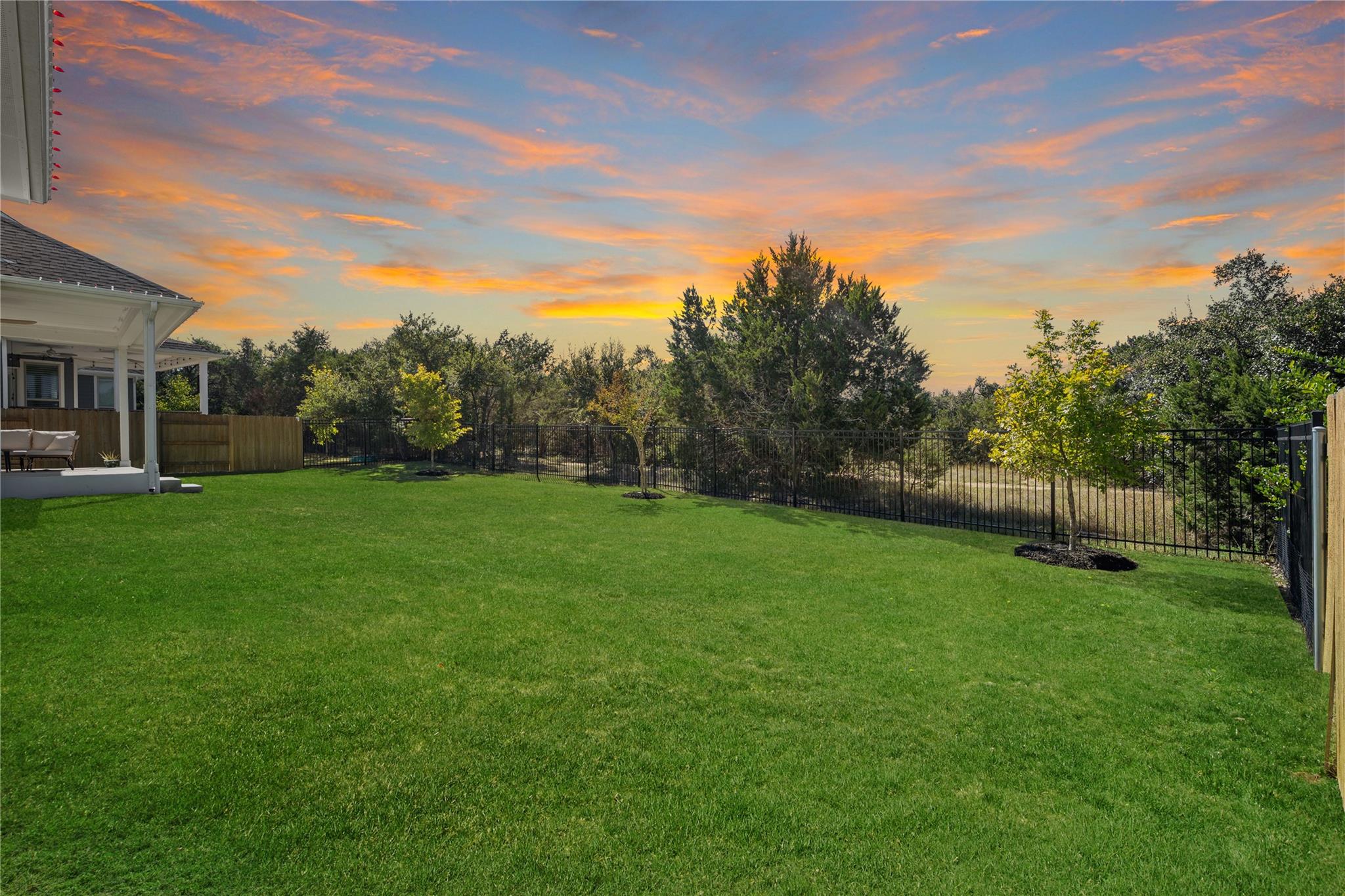 198 Crescent Moon Ct, Dripping Springs, TX 78620