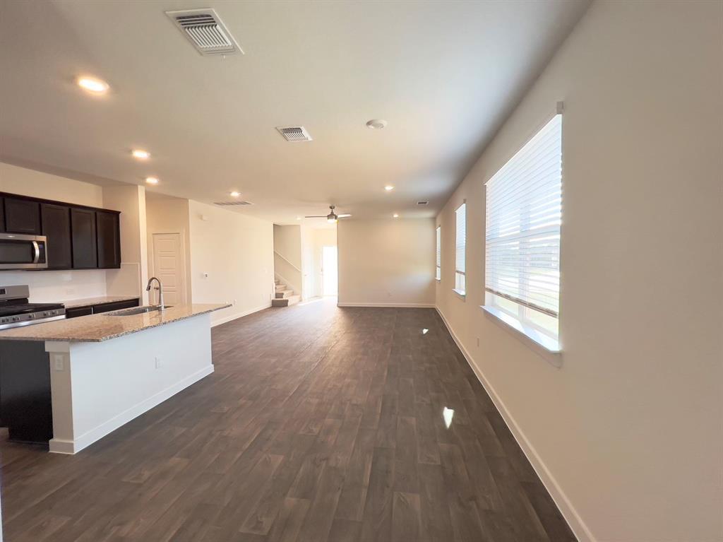 2900 Egan Dr, Pflugerville, TX 78660