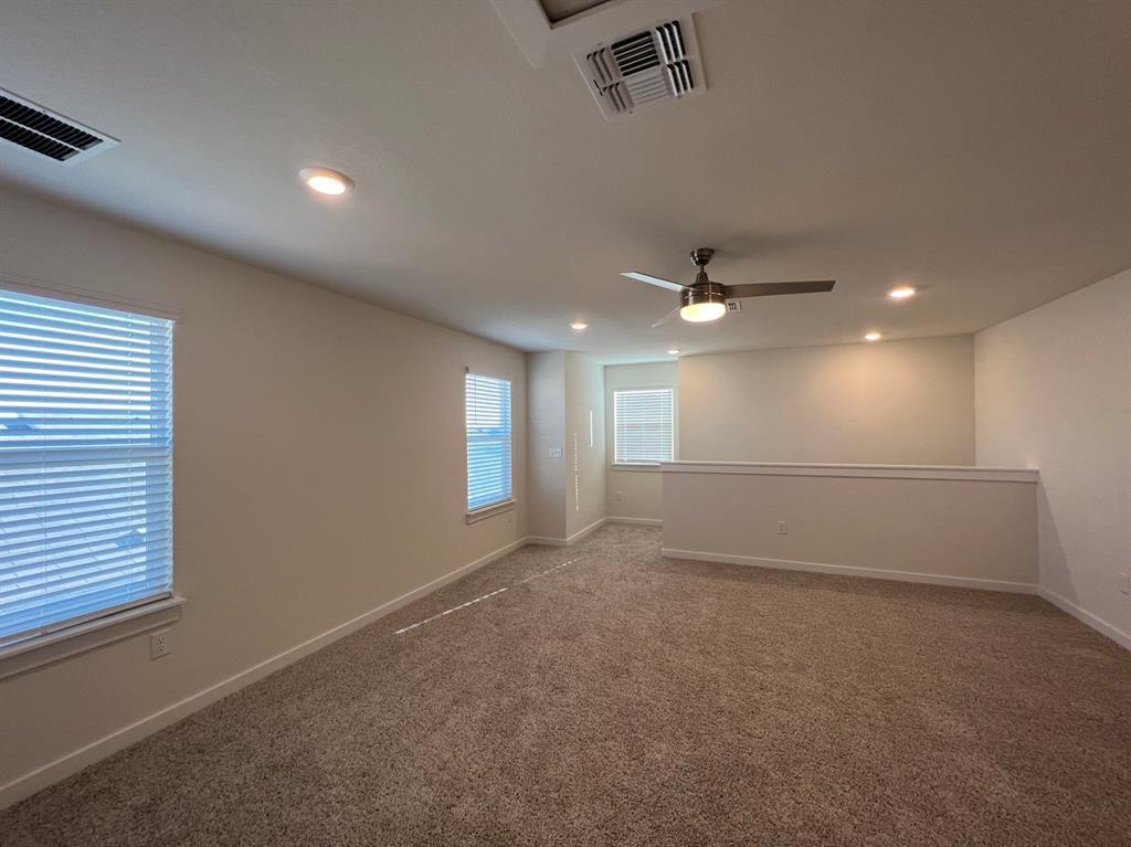 2900 Egan Dr, Pflugerville, TX 78660