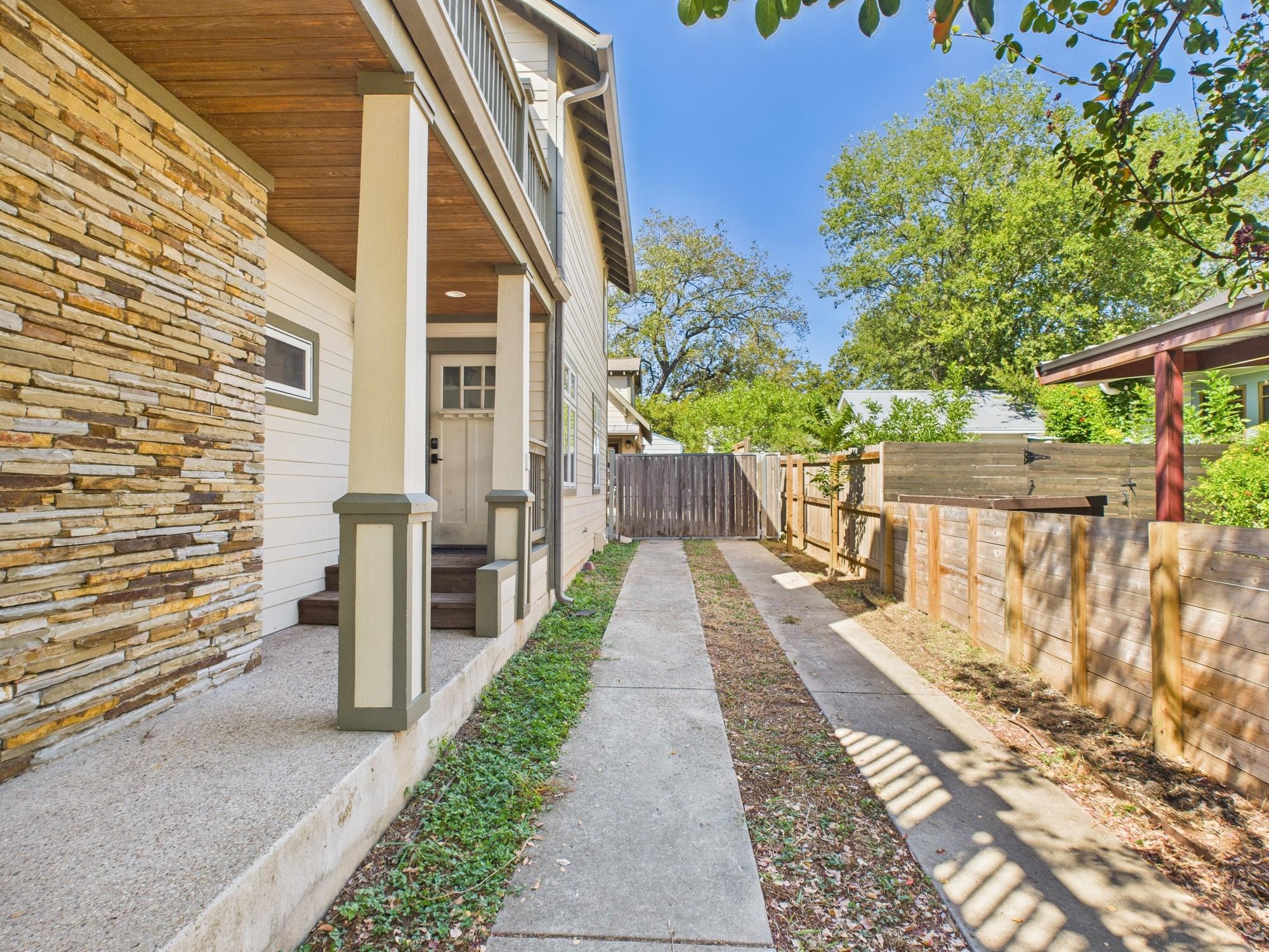 4604 Ave H Unit 2, Austin, TX 78751