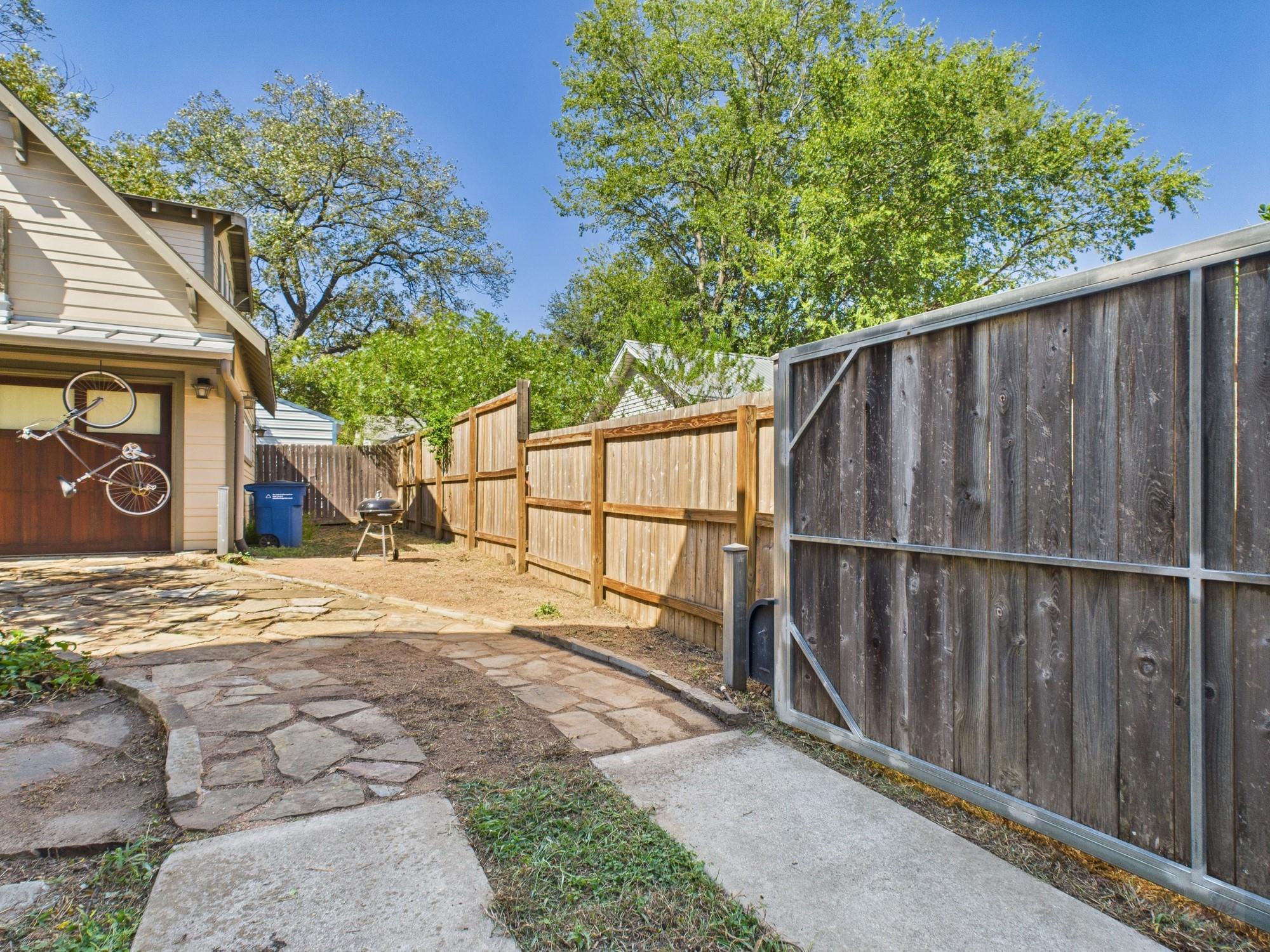 4604 Ave H Unit 2, Austin, TX 78751