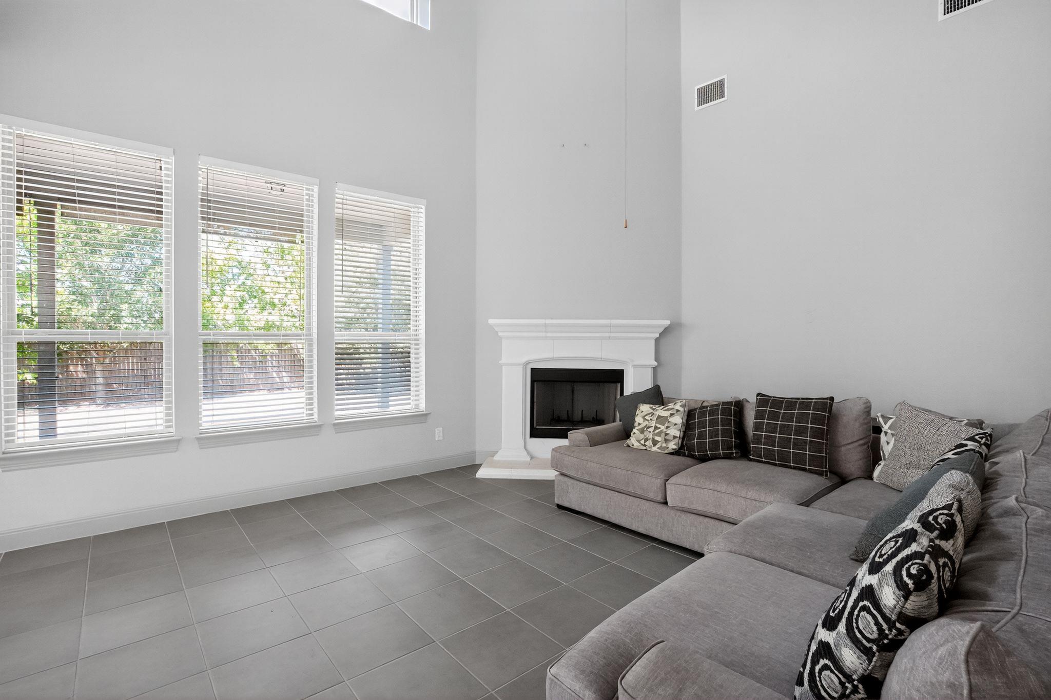 21404 Hines Ln, Pflugerville, TX 78660