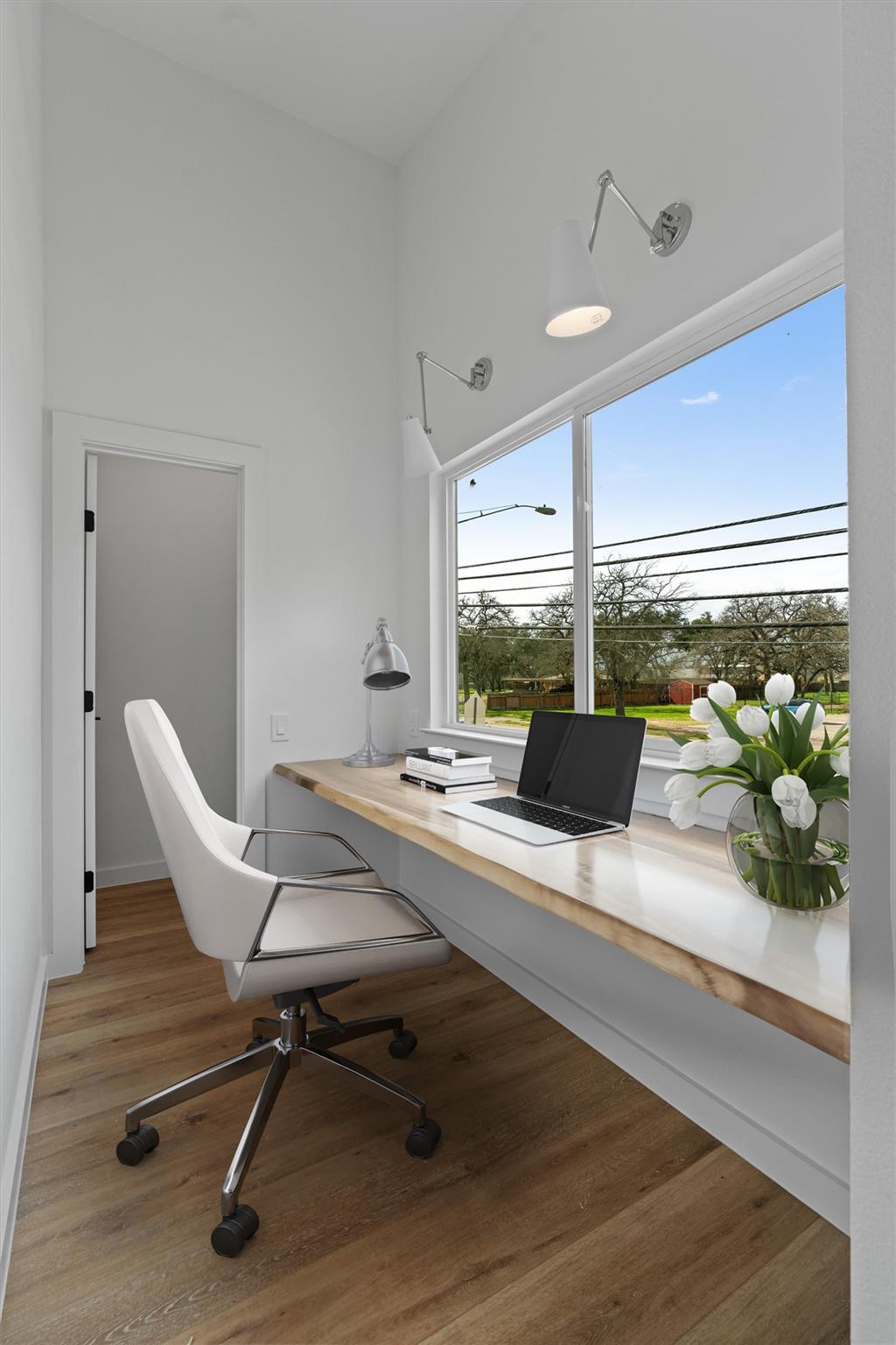 5601 Manor Rd # A, Austin, TX 78723