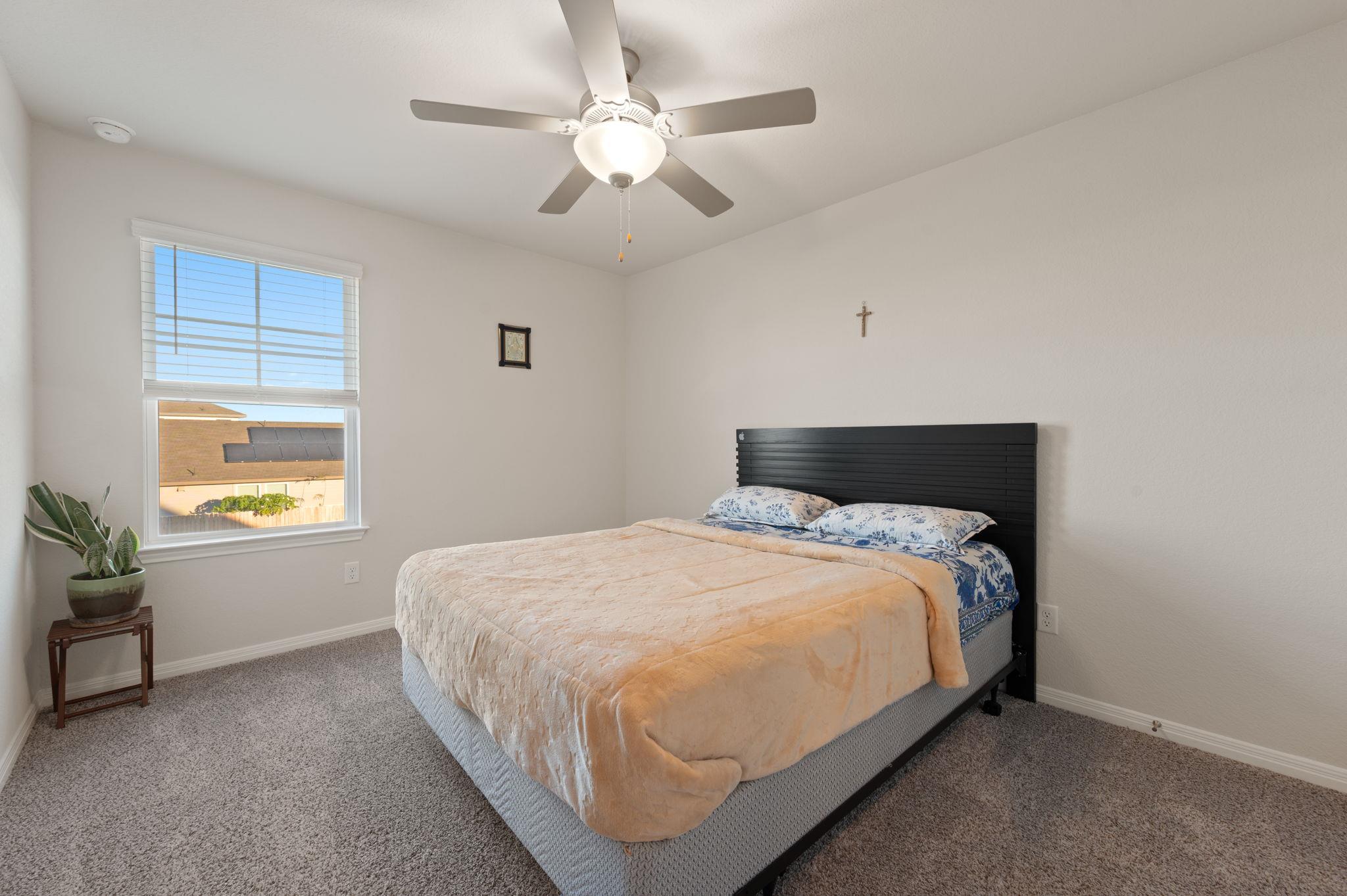 1646 Homestead Farms Dr, Round Rock, TX 78665