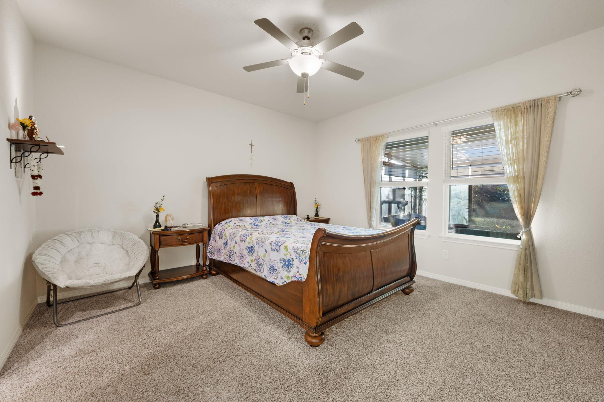 1646 Homestead Farms Dr, Round Rock, TX 78665