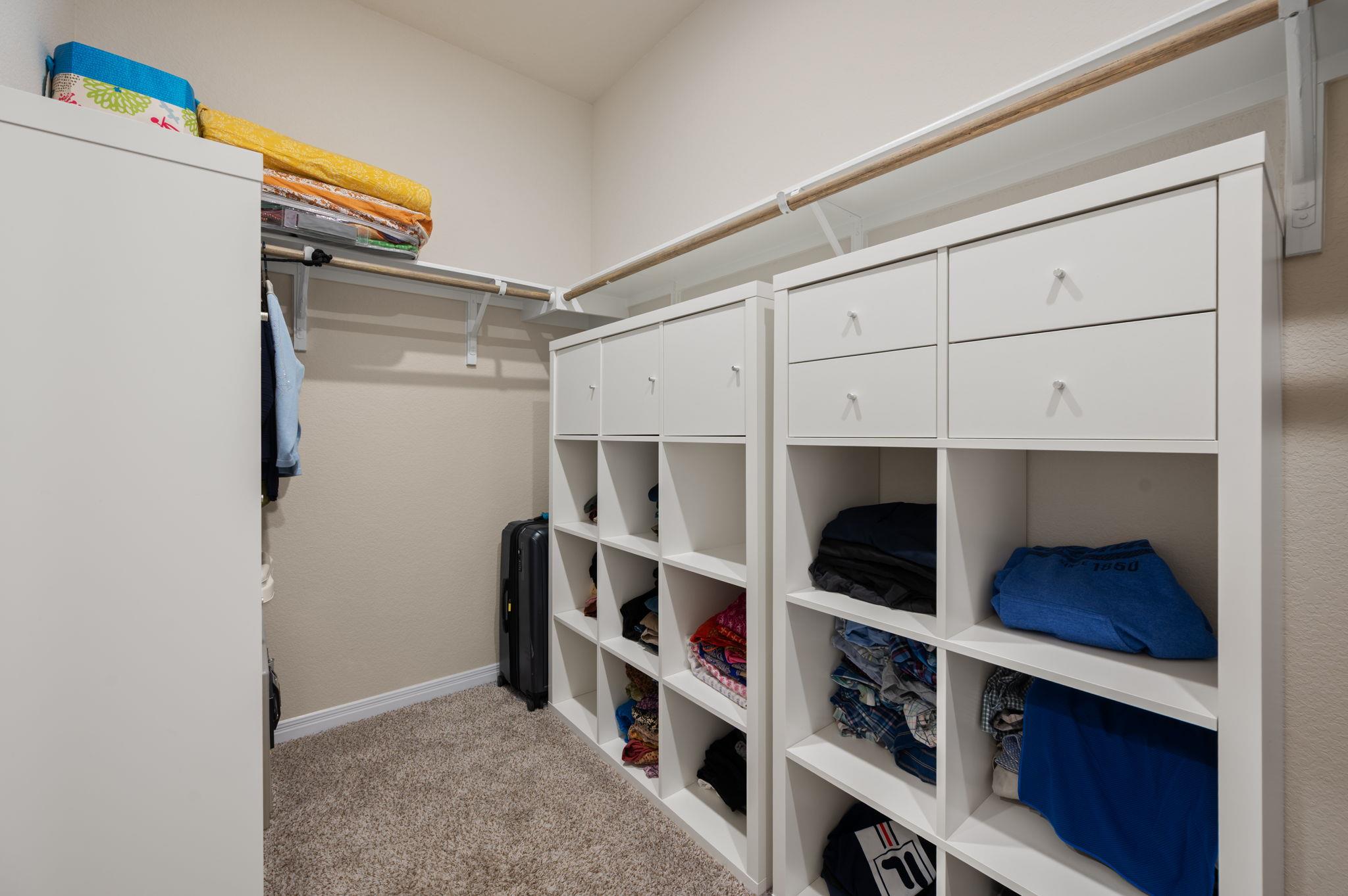 1646 Homestead Farms Dr, Round Rock, TX 78665