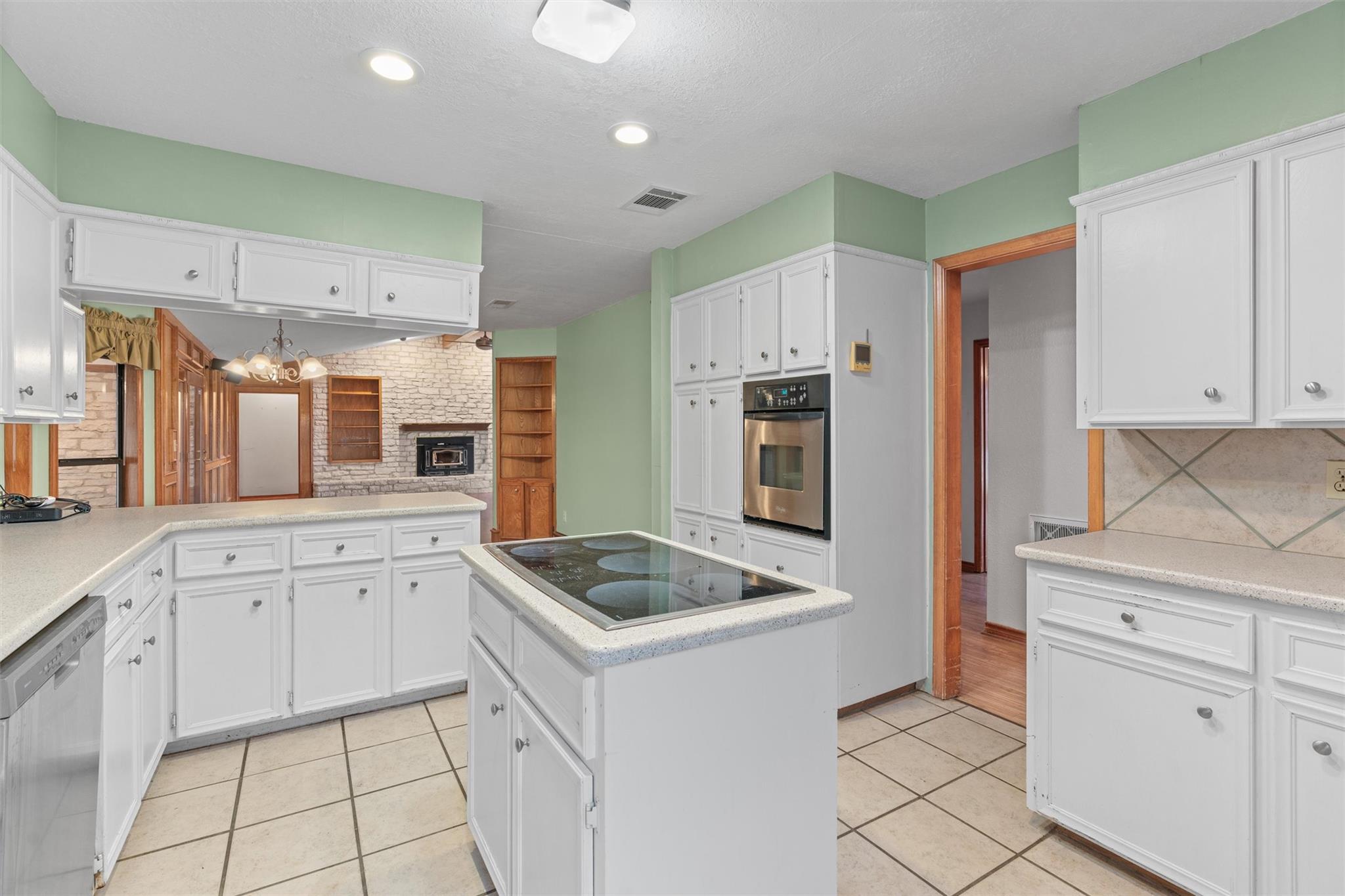 400 County Road 440 Rds, Thrall, TX 76578