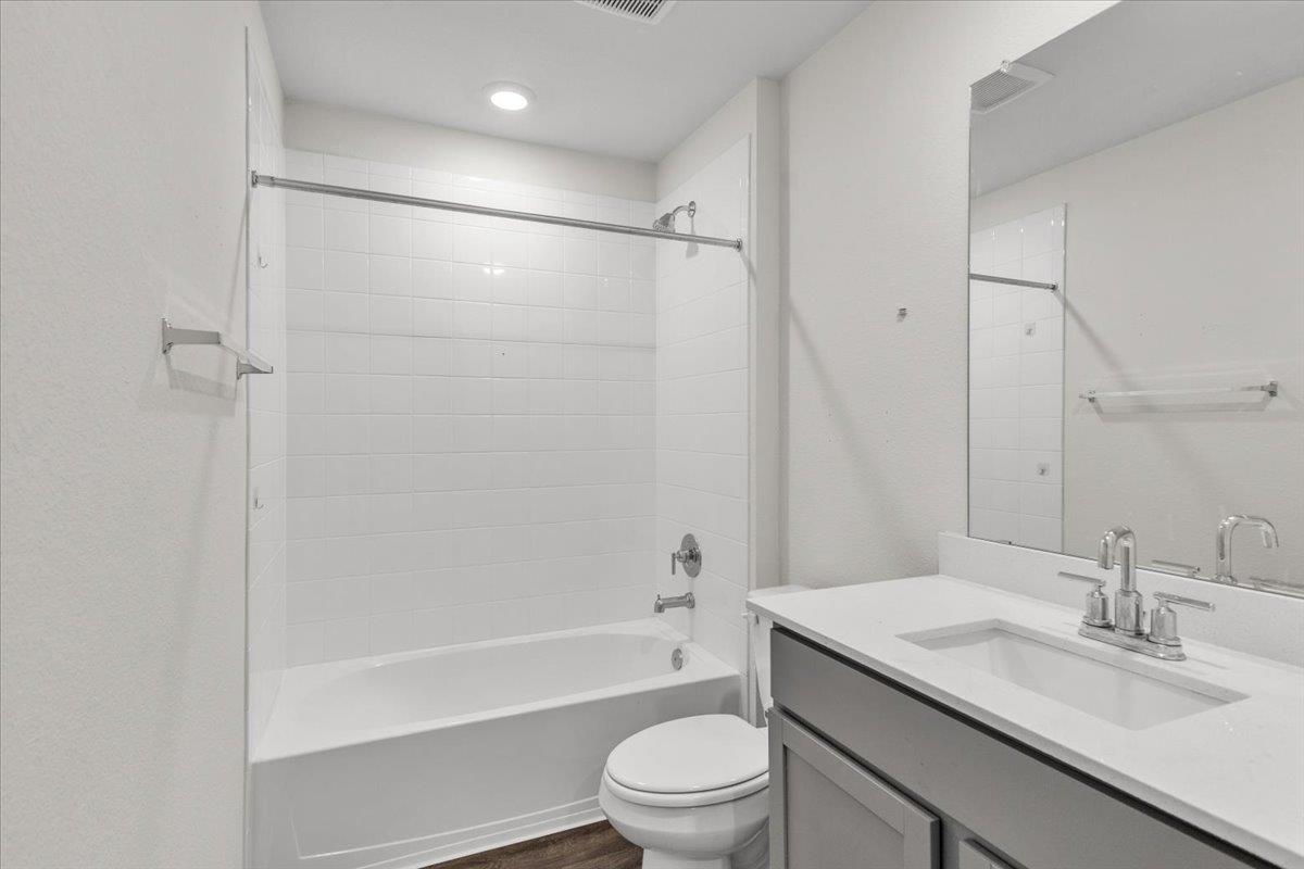 13800 Dismuke Dr, Manor, TX 78653