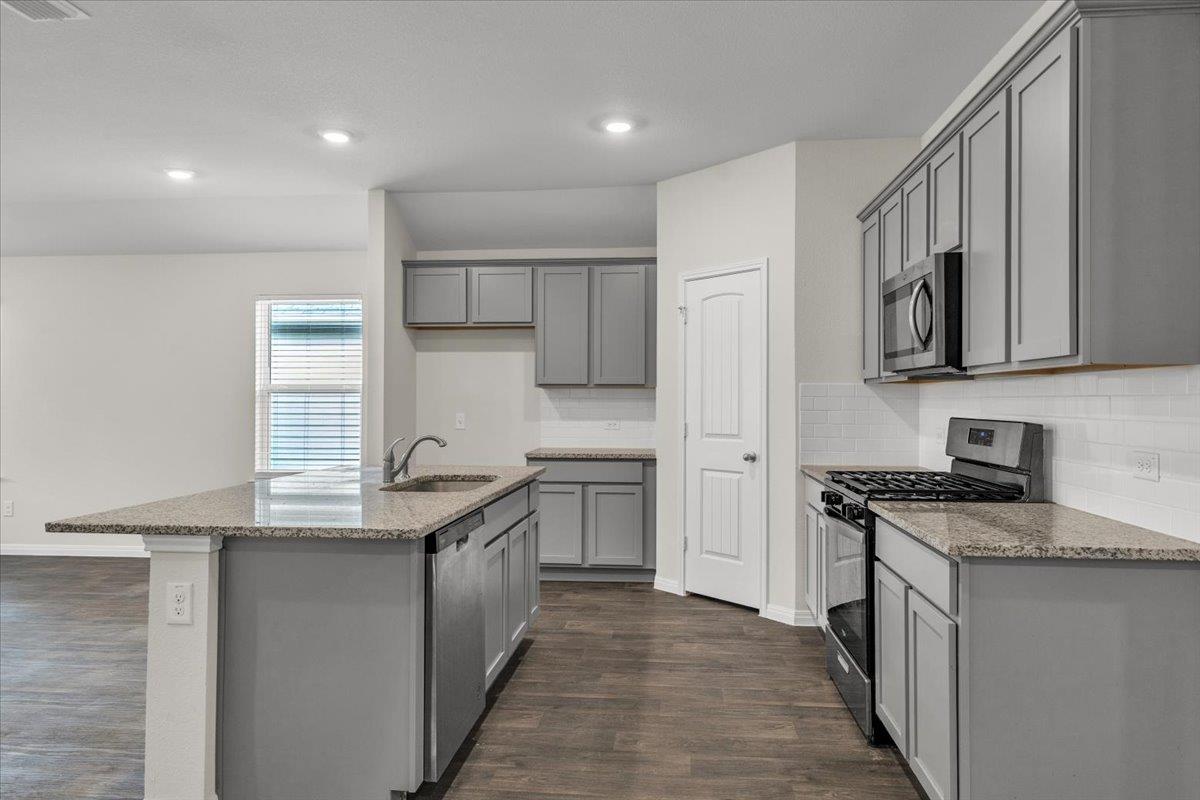 13800 Dismuke Dr, Manor, TX 78653