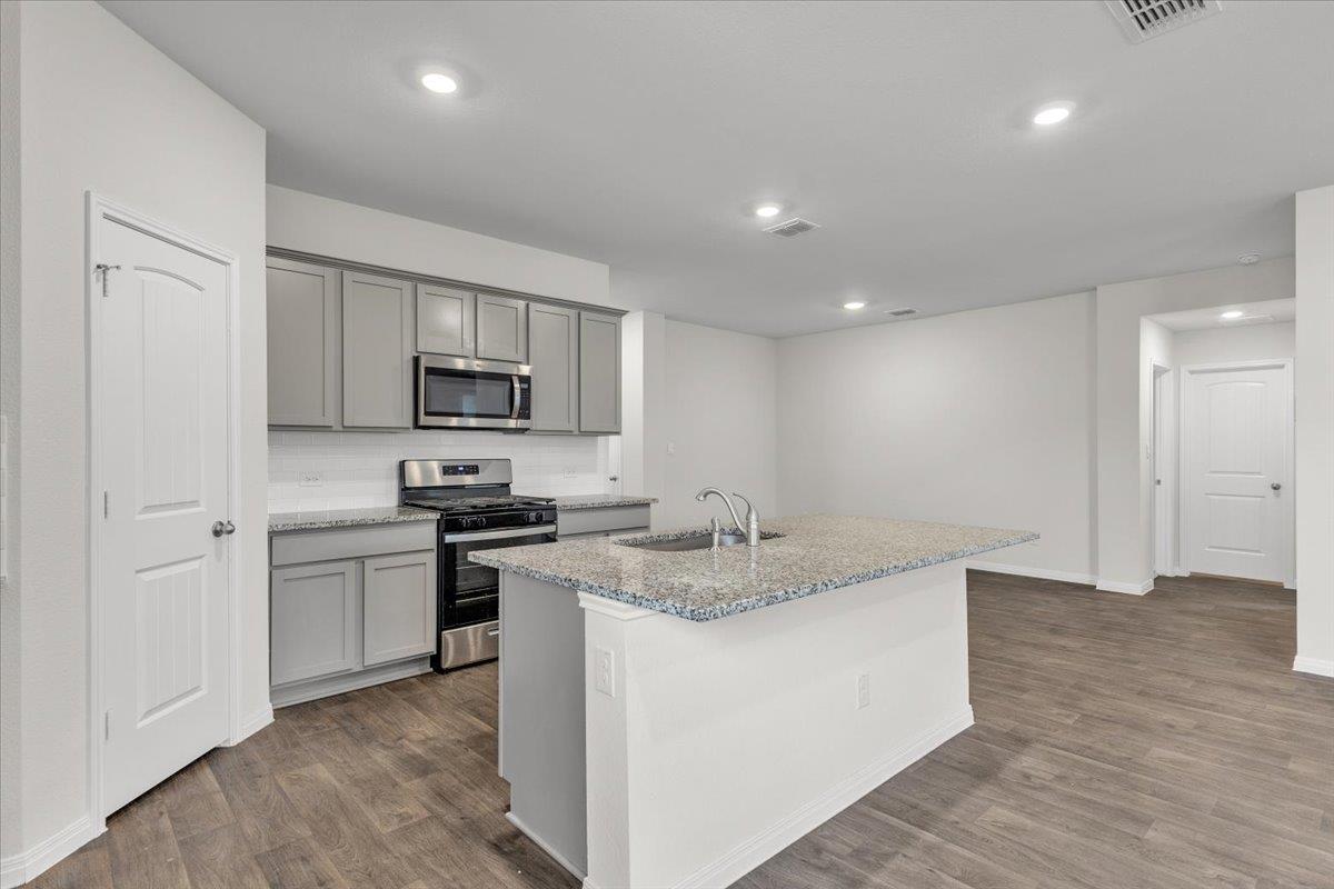 13800 Dismuke Dr, Manor, TX 78653