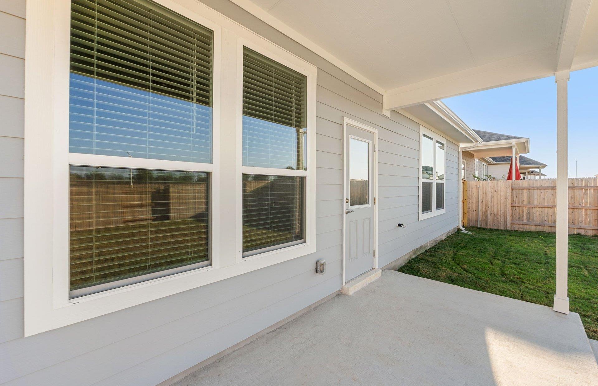 525 Madelines Meadow Ln, Georgetown, TX 78626