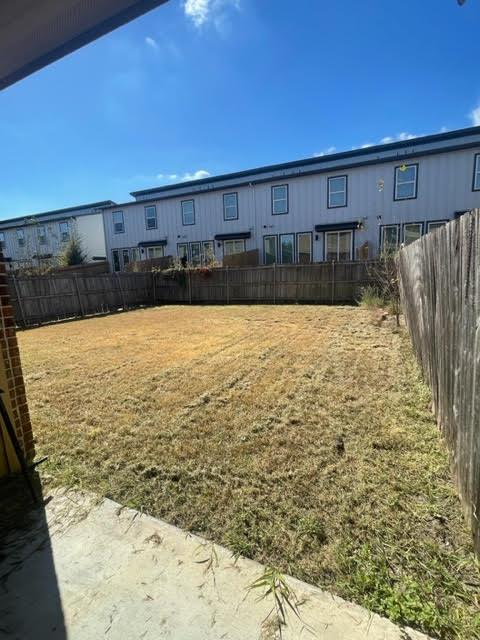 118 Creekside Villa Dr, Kyle, TX 78640