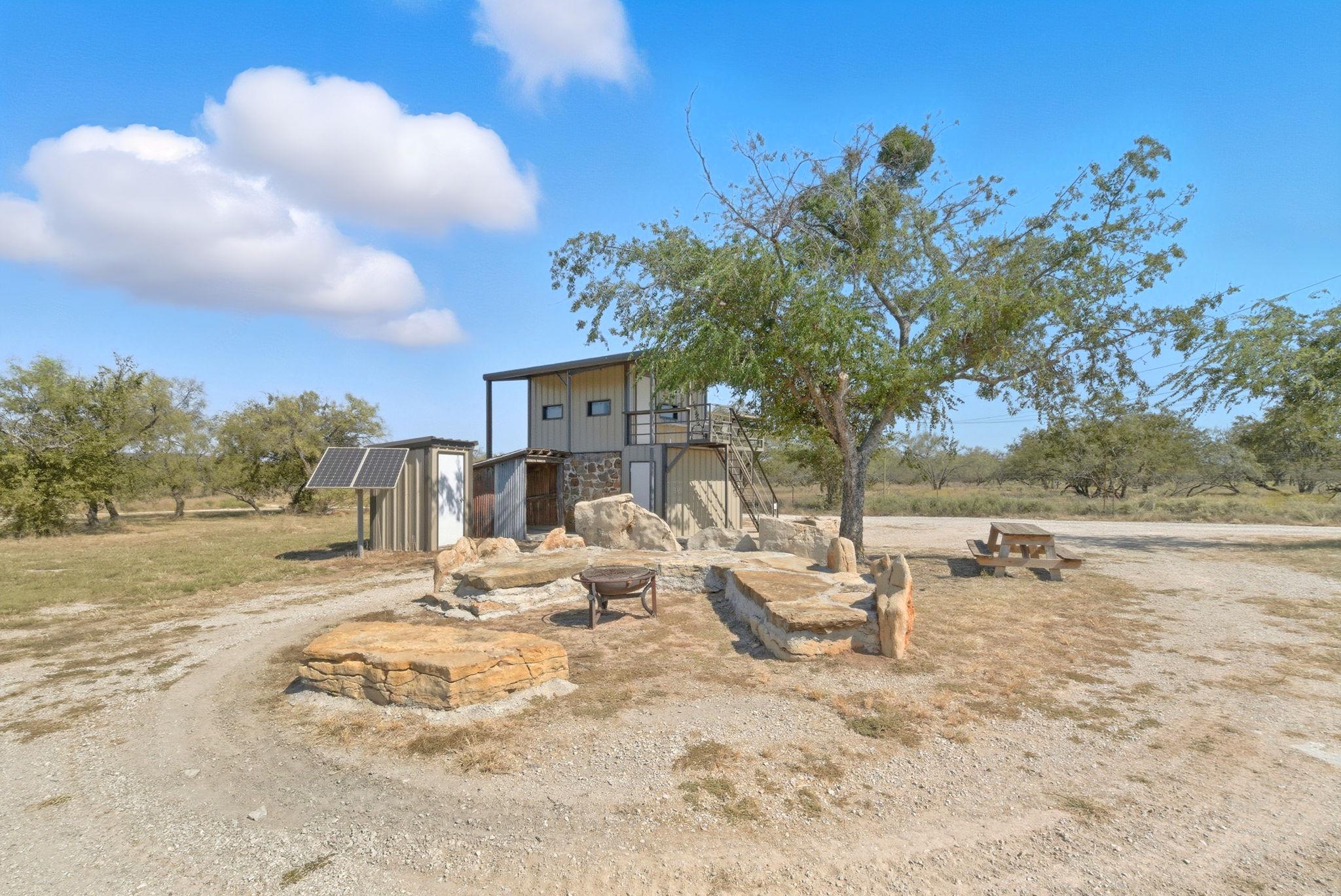4636 Halsell Ranch Rd, Jacksboro, TX 76458