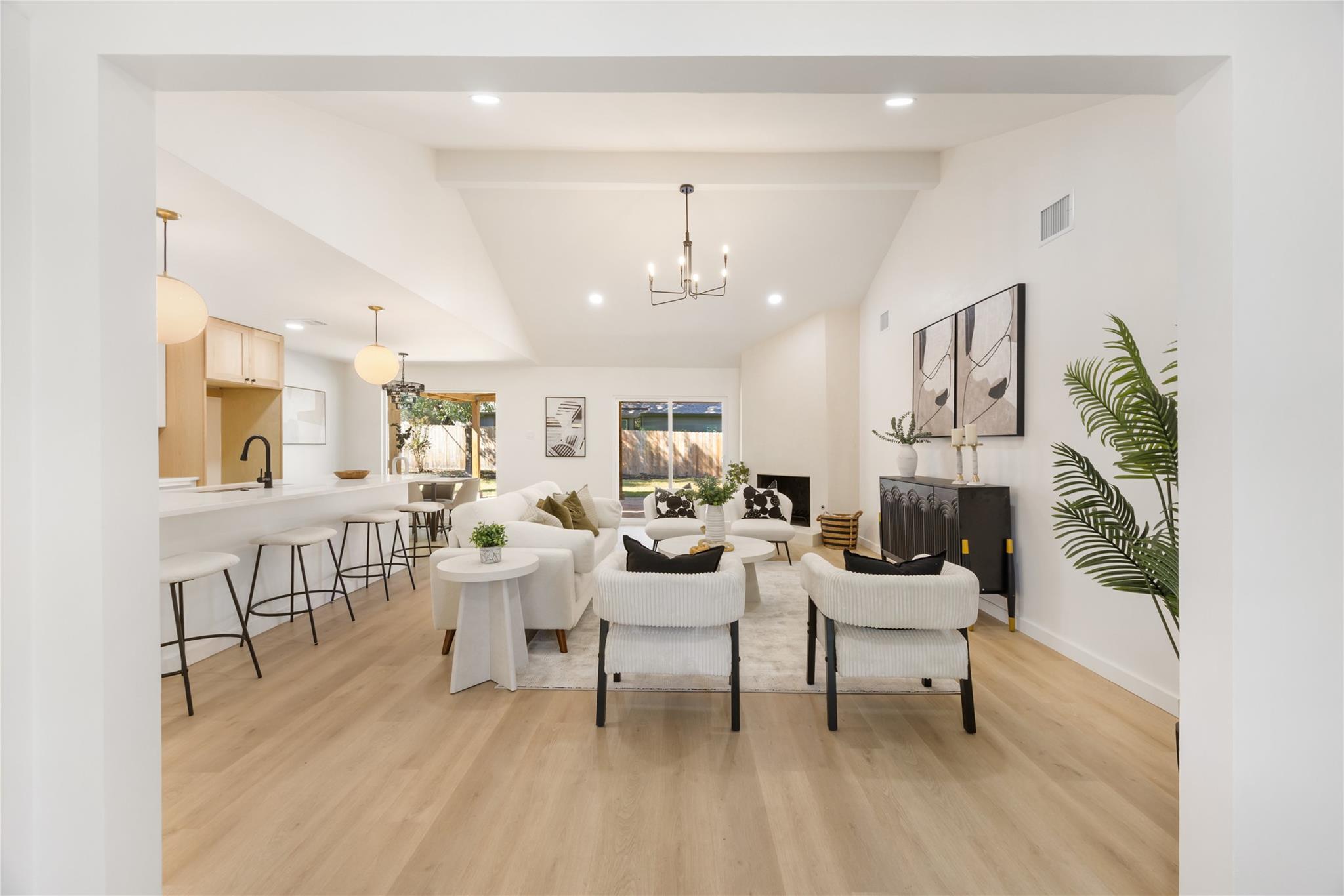 12814 Poquoson Dr, Austin, TX 78727