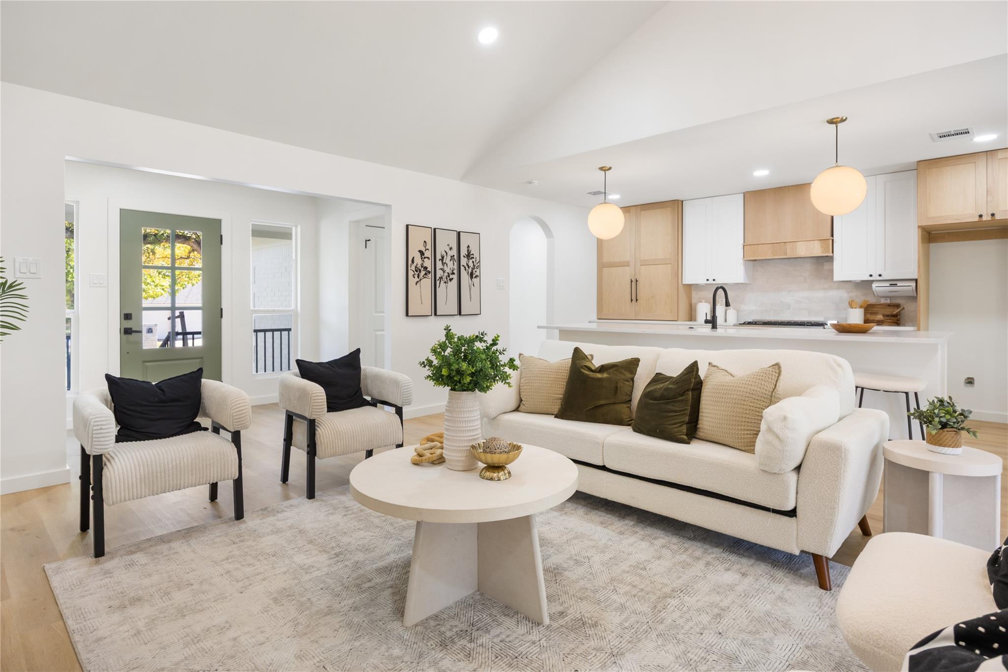 12814 Poquoson Dr, Austin, TX 78727