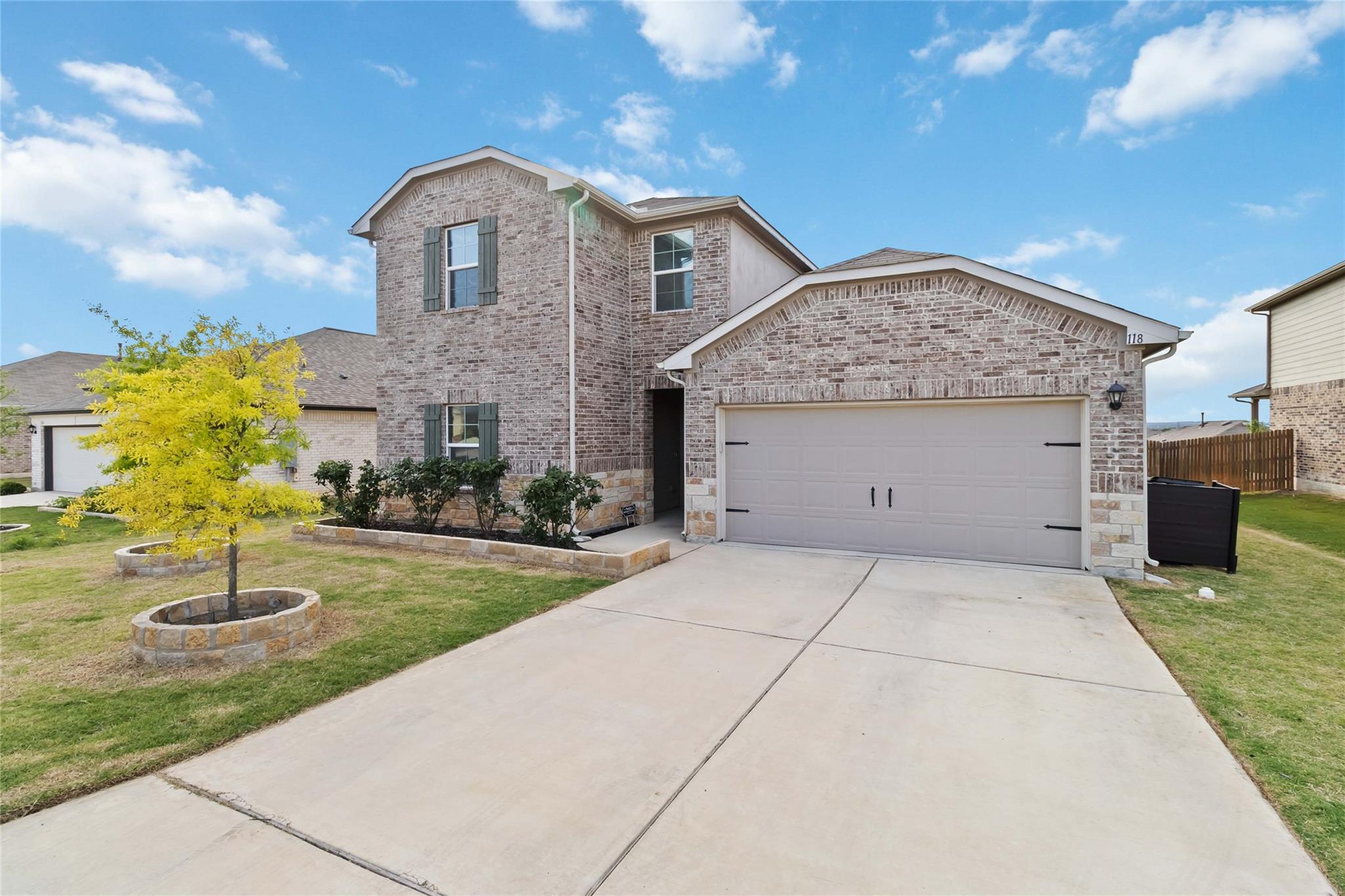 118 Ballyneal Ln, San Marcos, TX 78666
