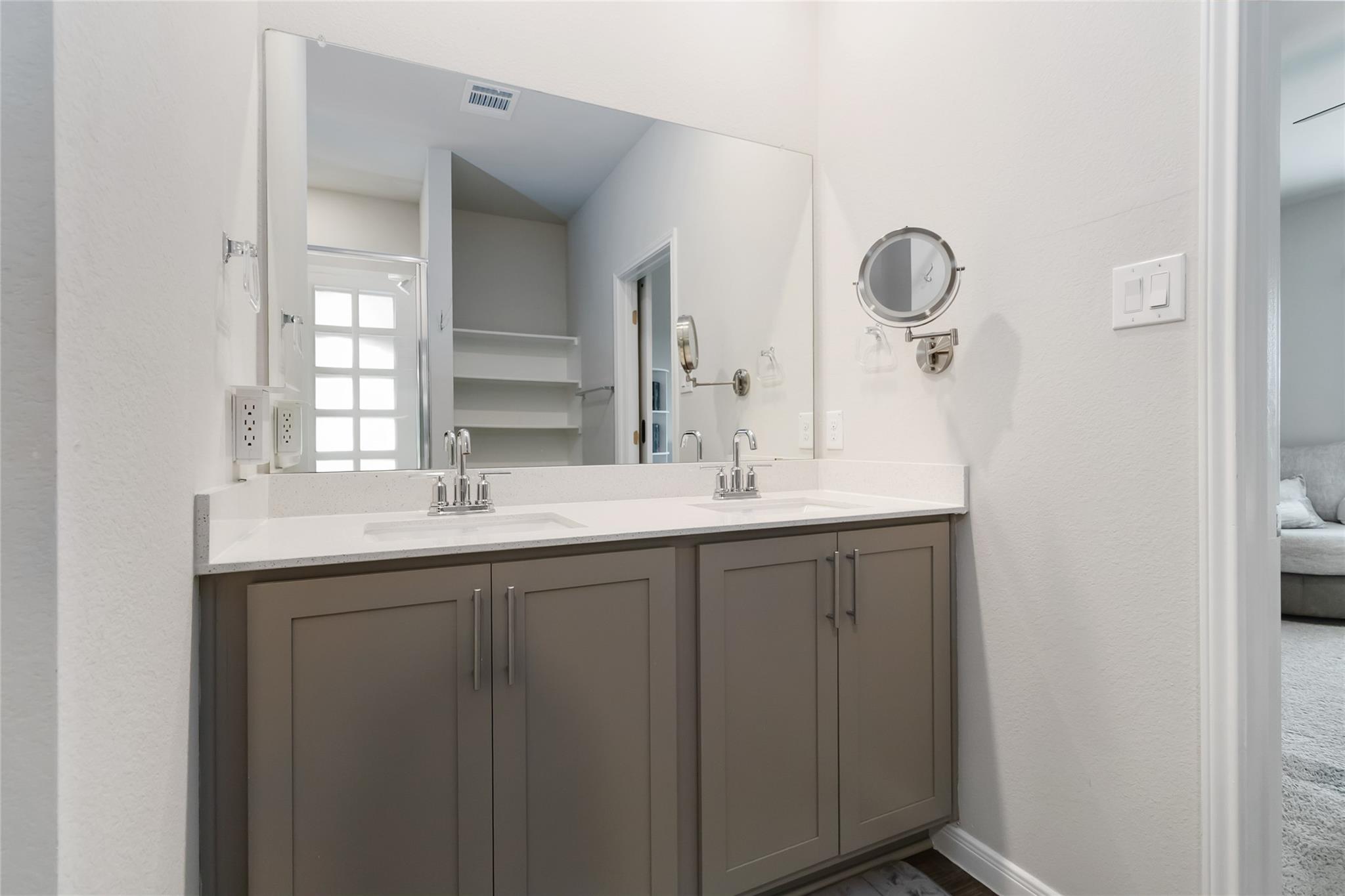 118 Ballyneal Ln, San Marcos, TX 78666