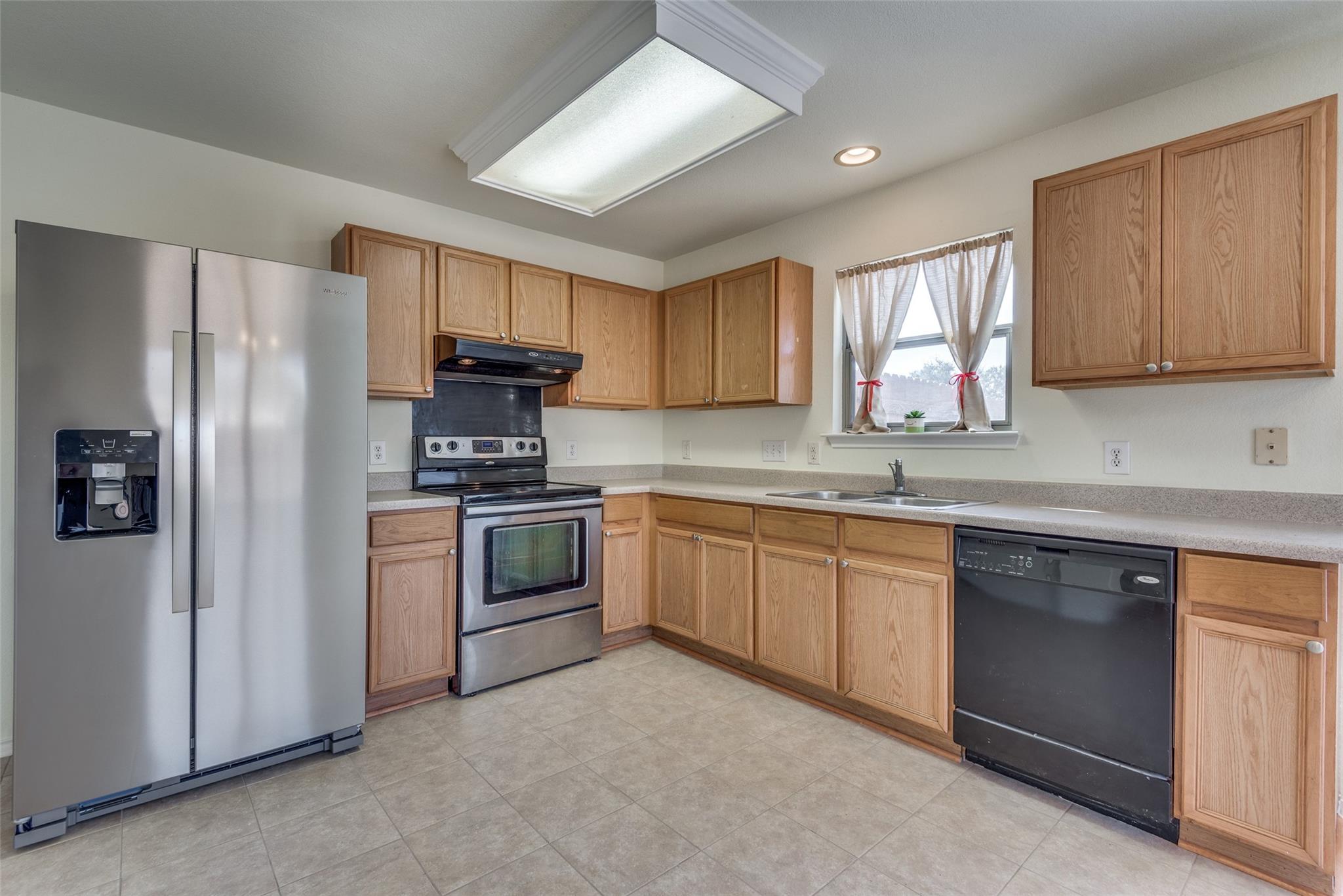 5701 Viewpoint Dr, Austin, TX 78744