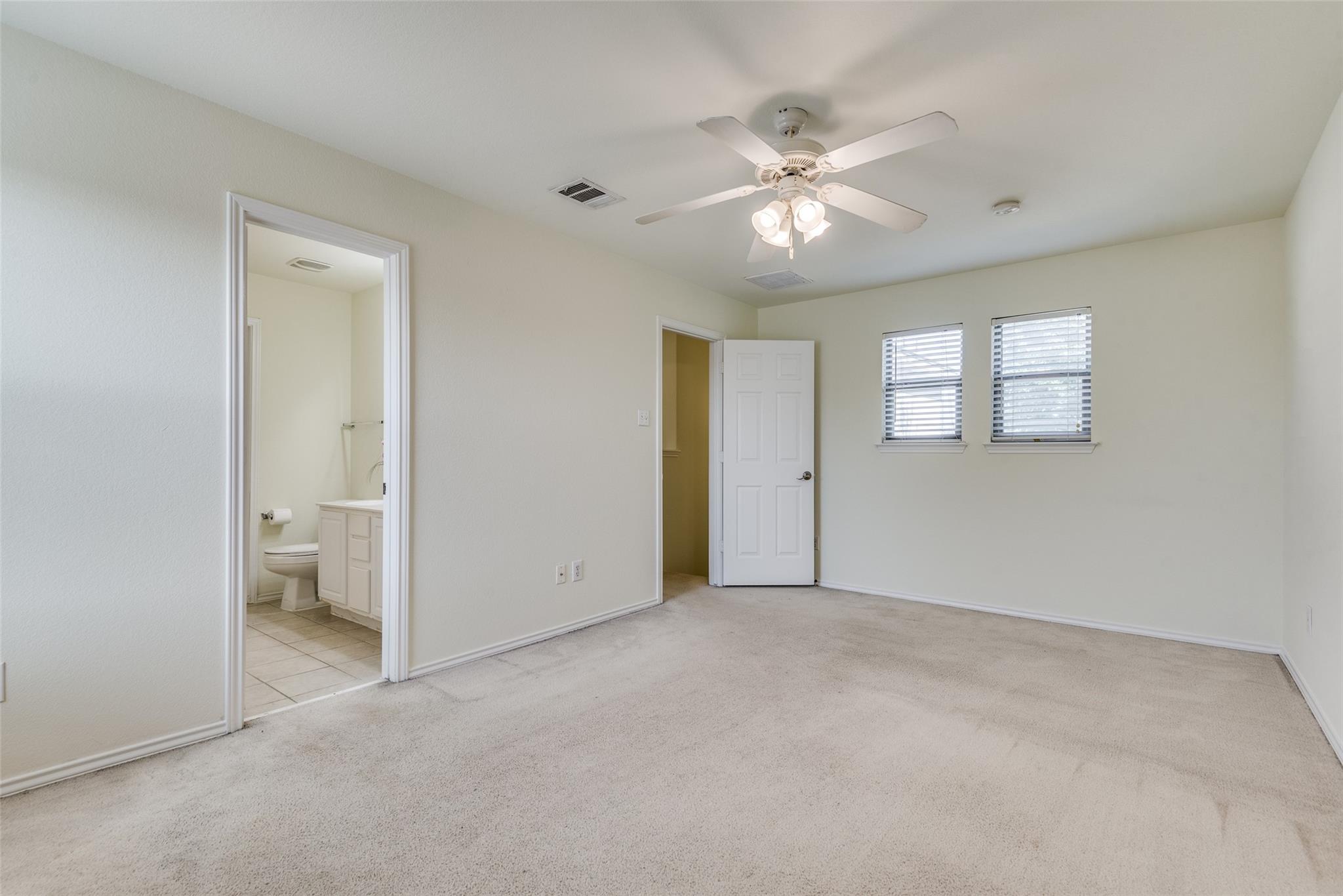 5701 Viewpoint Dr, Austin, TX 78744