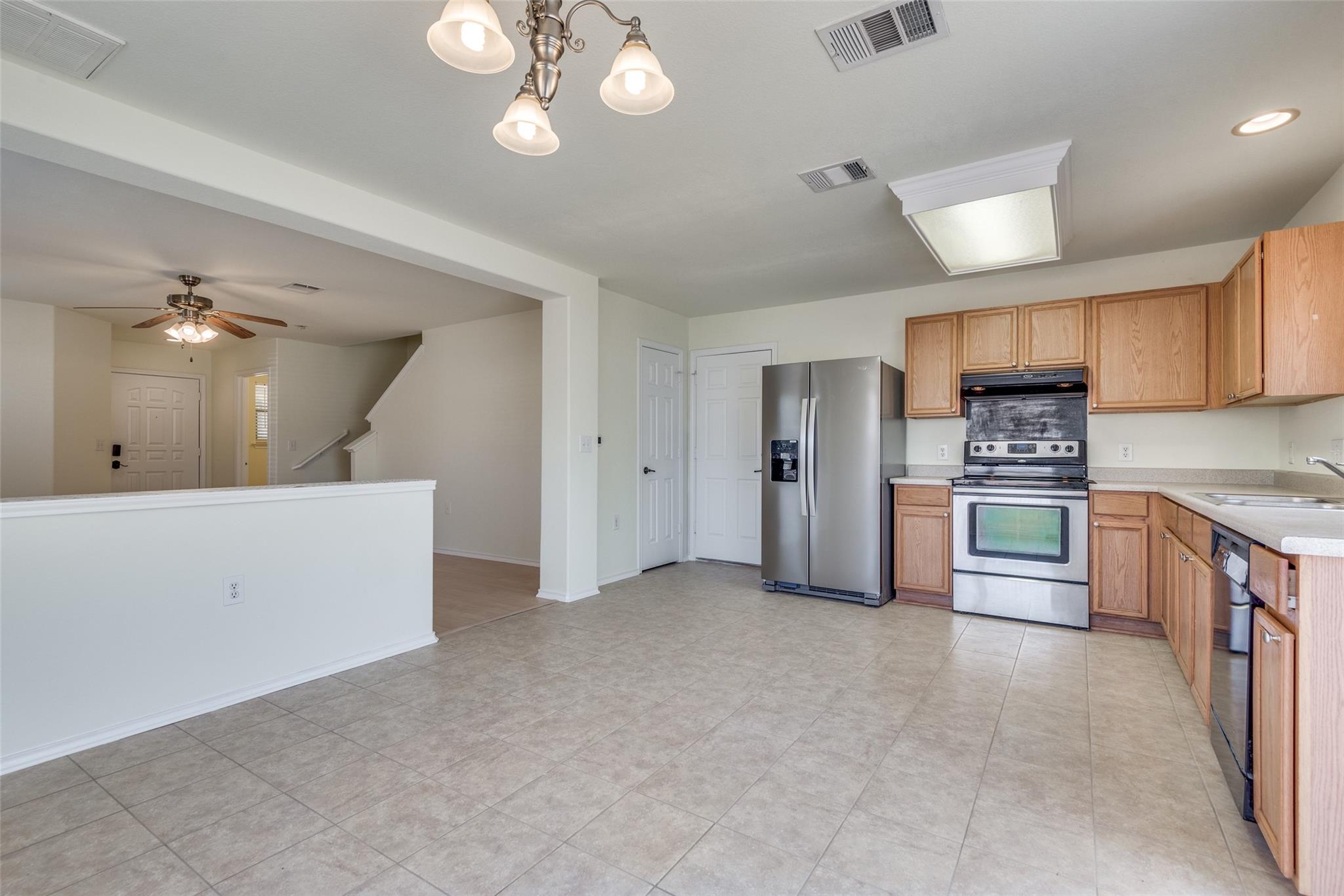 5701 Viewpoint Dr, Austin, TX 78744