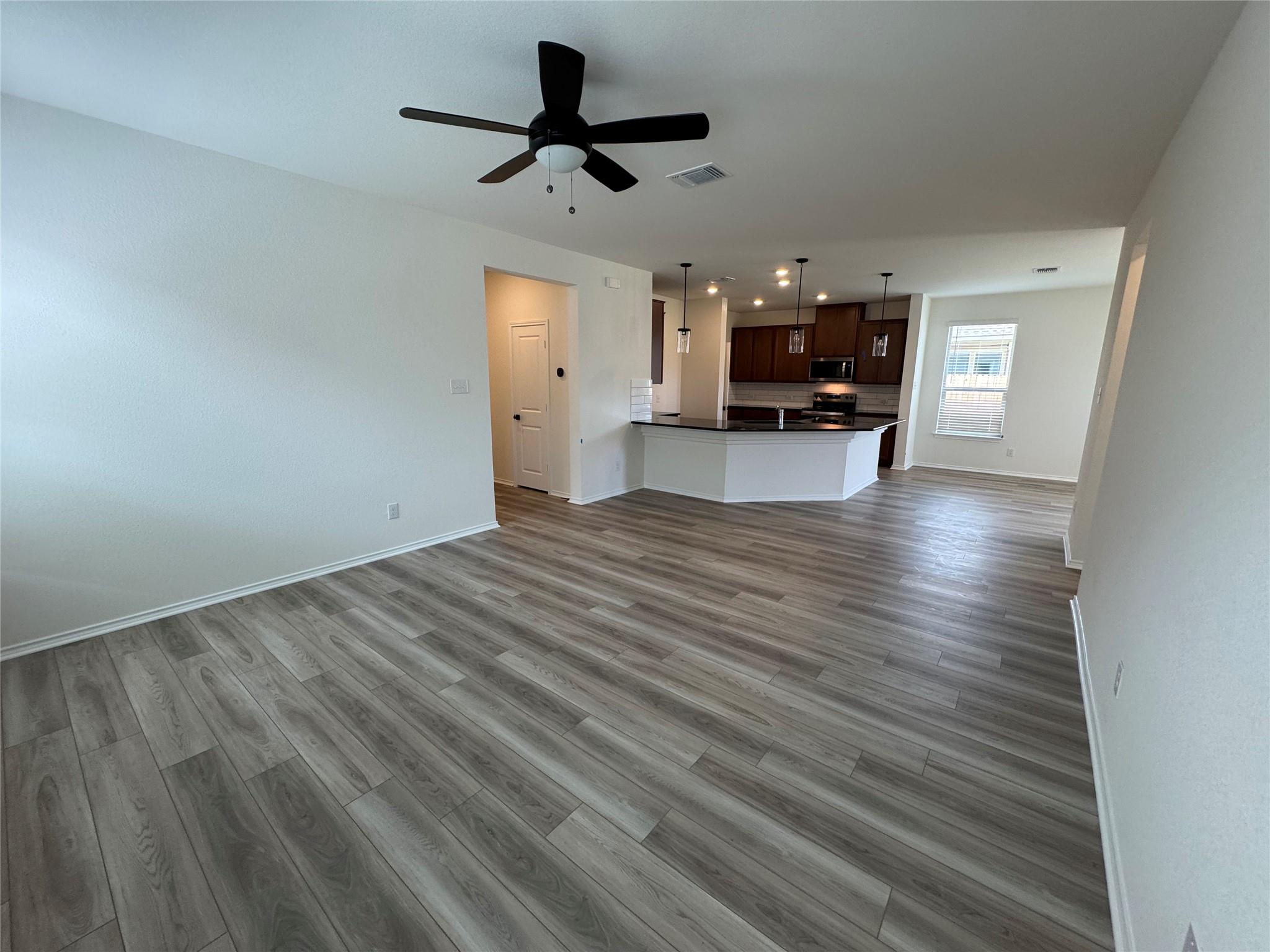 216 Coastal Way, Georgetown, TX 78628