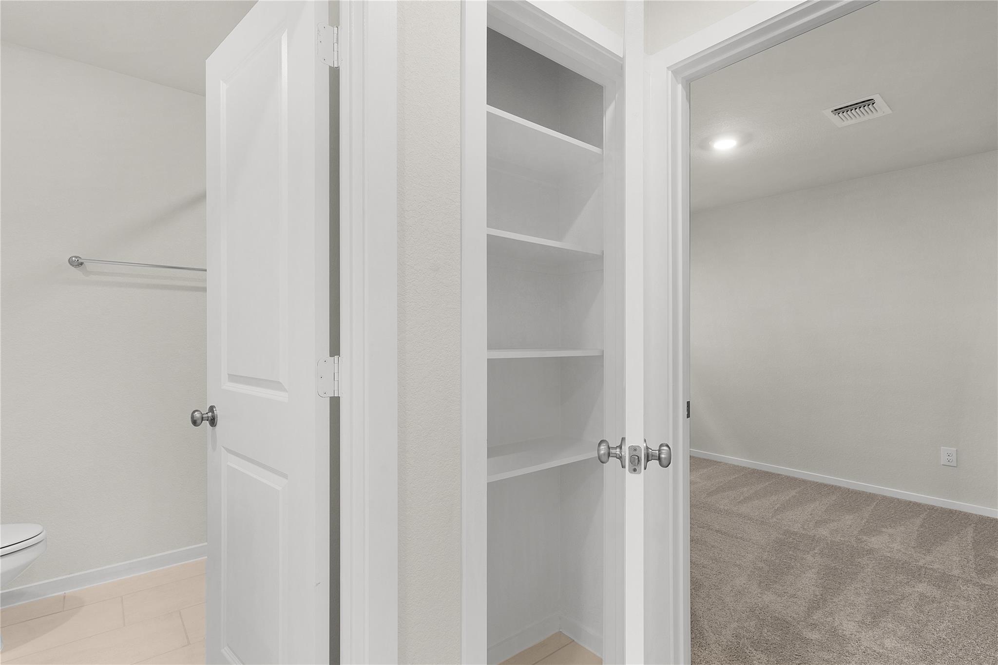 25609 Flora Bella Ln, Elgin, TX 78621