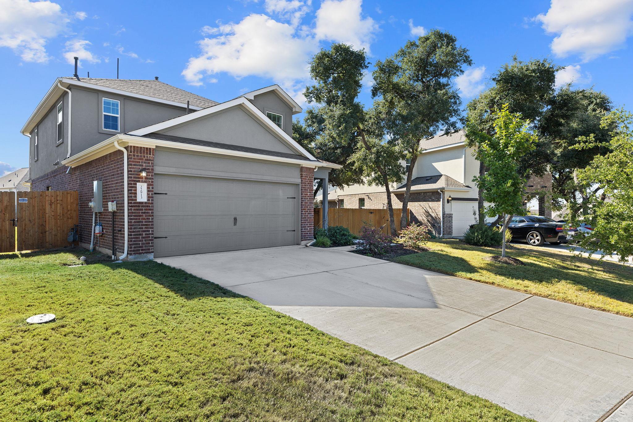 22913 Agave Grove Dr, Lago Vista, TX 78645