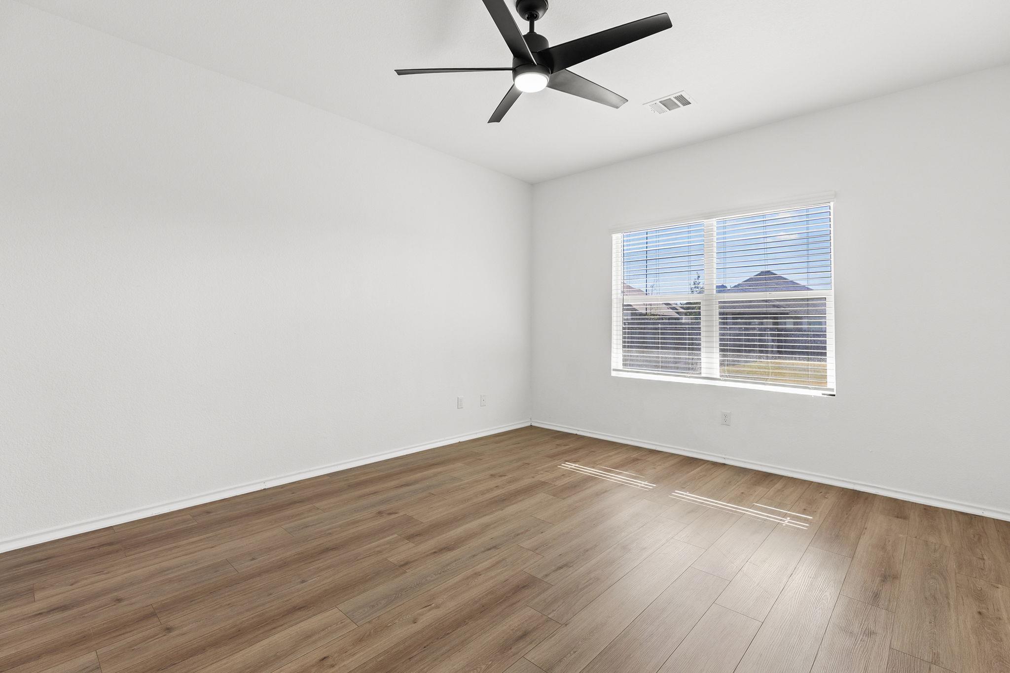 22913 Agave Grove Dr, Lago Vista, TX 78645