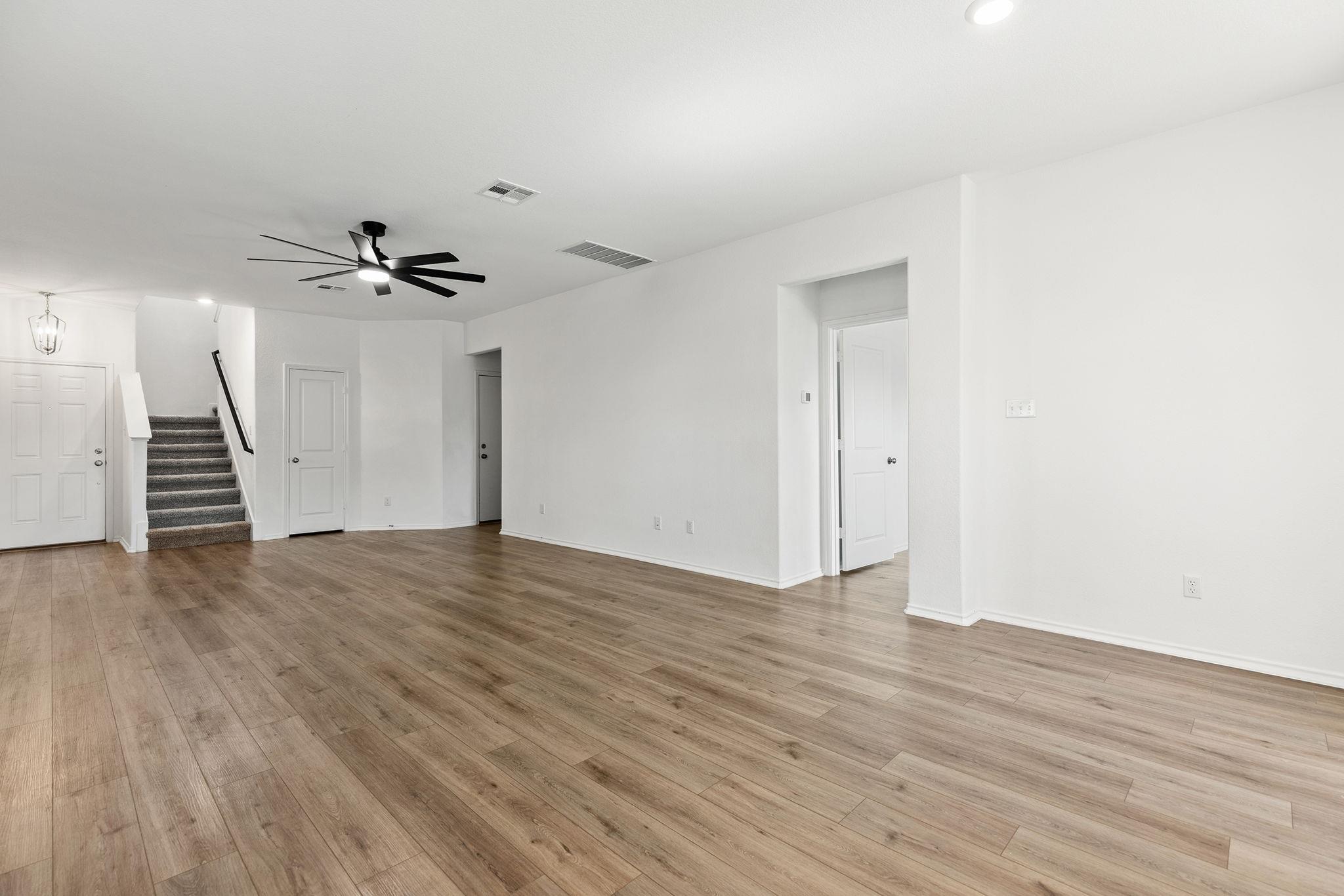 22913 Agave Grove Dr, Lago Vista, TX 78645