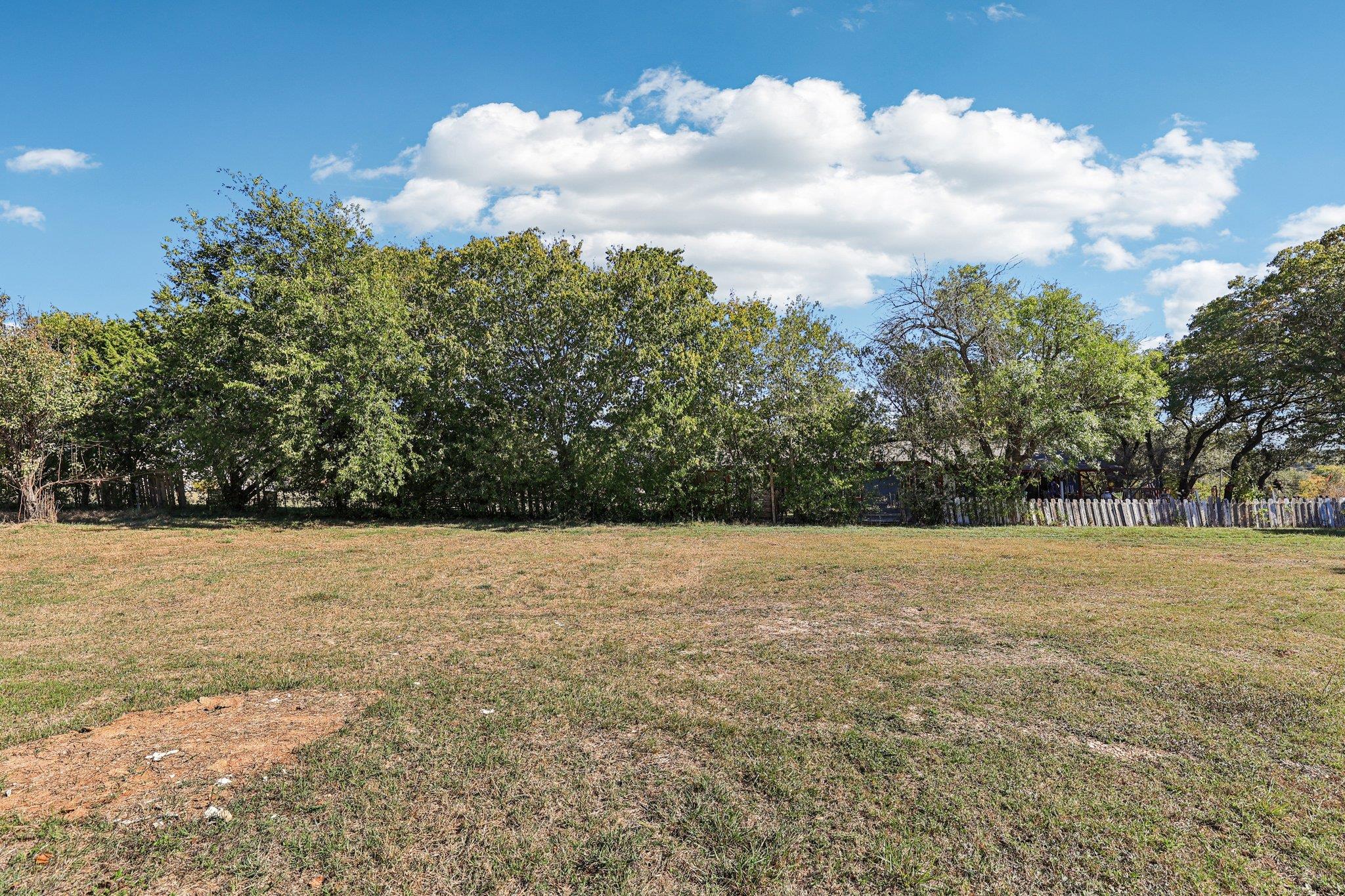 24007 Windy Valley Rd, Leander, TX 78641
