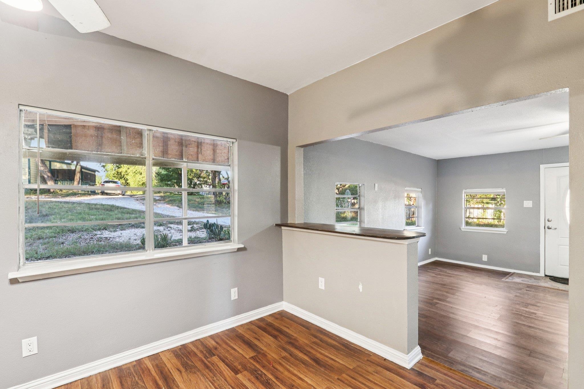 24007 Windy Valley Rd, Leander, TX 78641