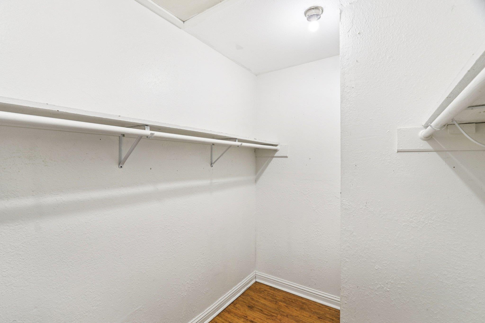 24007 Windy Valley Rd, Leander, TX 78641