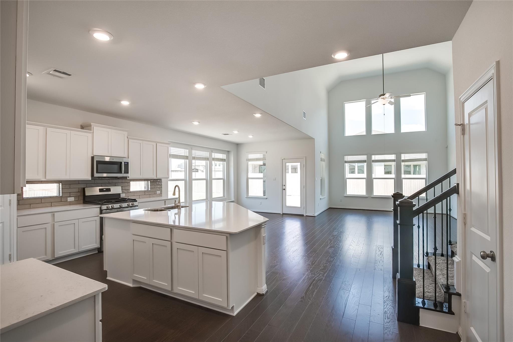 220 Berean Ln, Liberty Hill, TX 78642