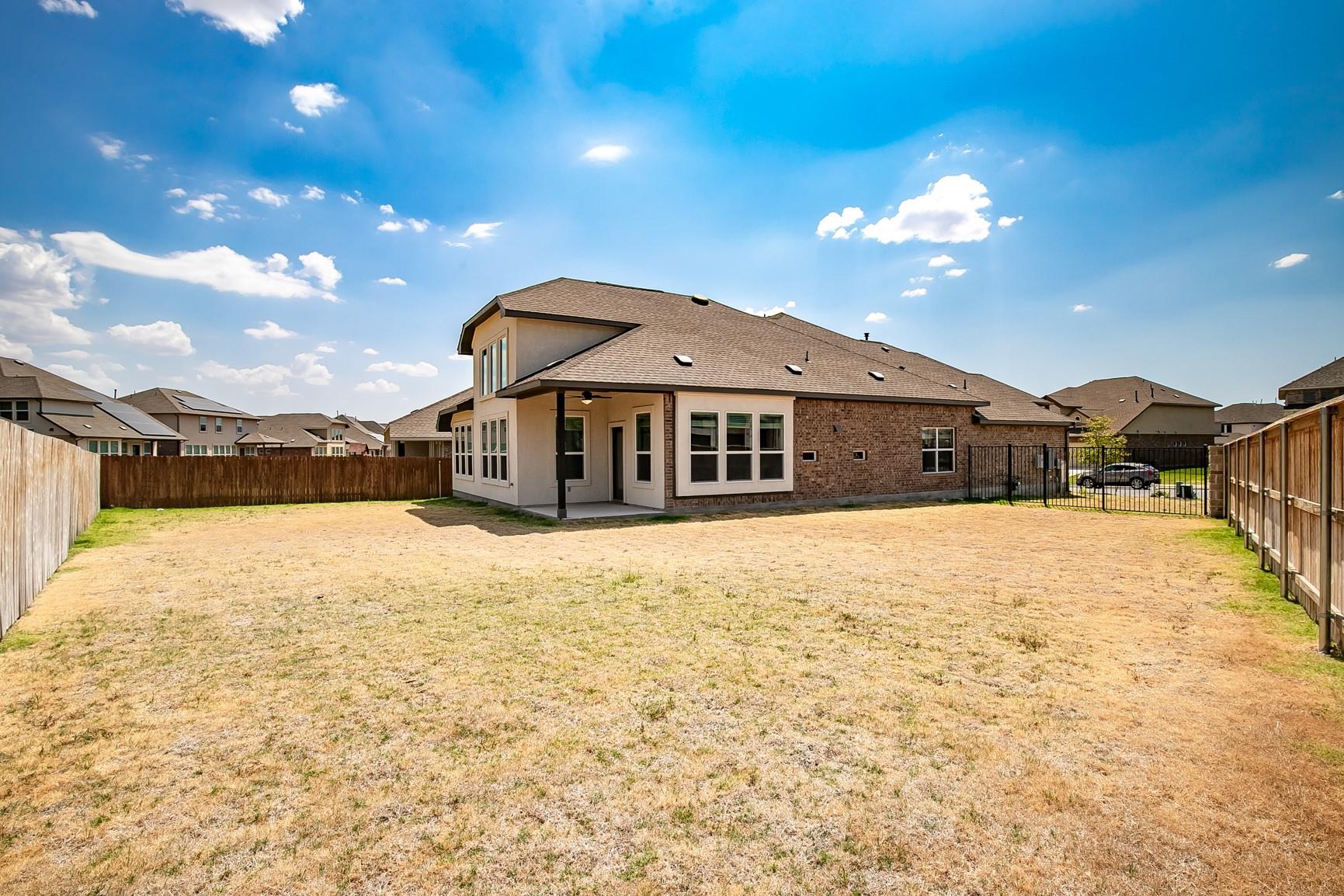 220 Berean Ln, Liberty Hill, TX 78642