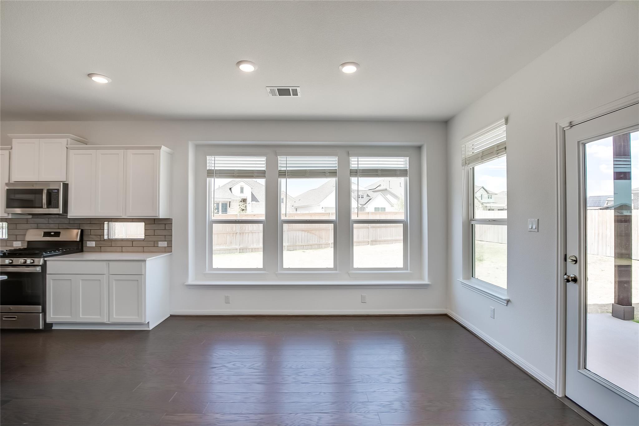 220 Berean Ln, Liberty Hill, TX 78642