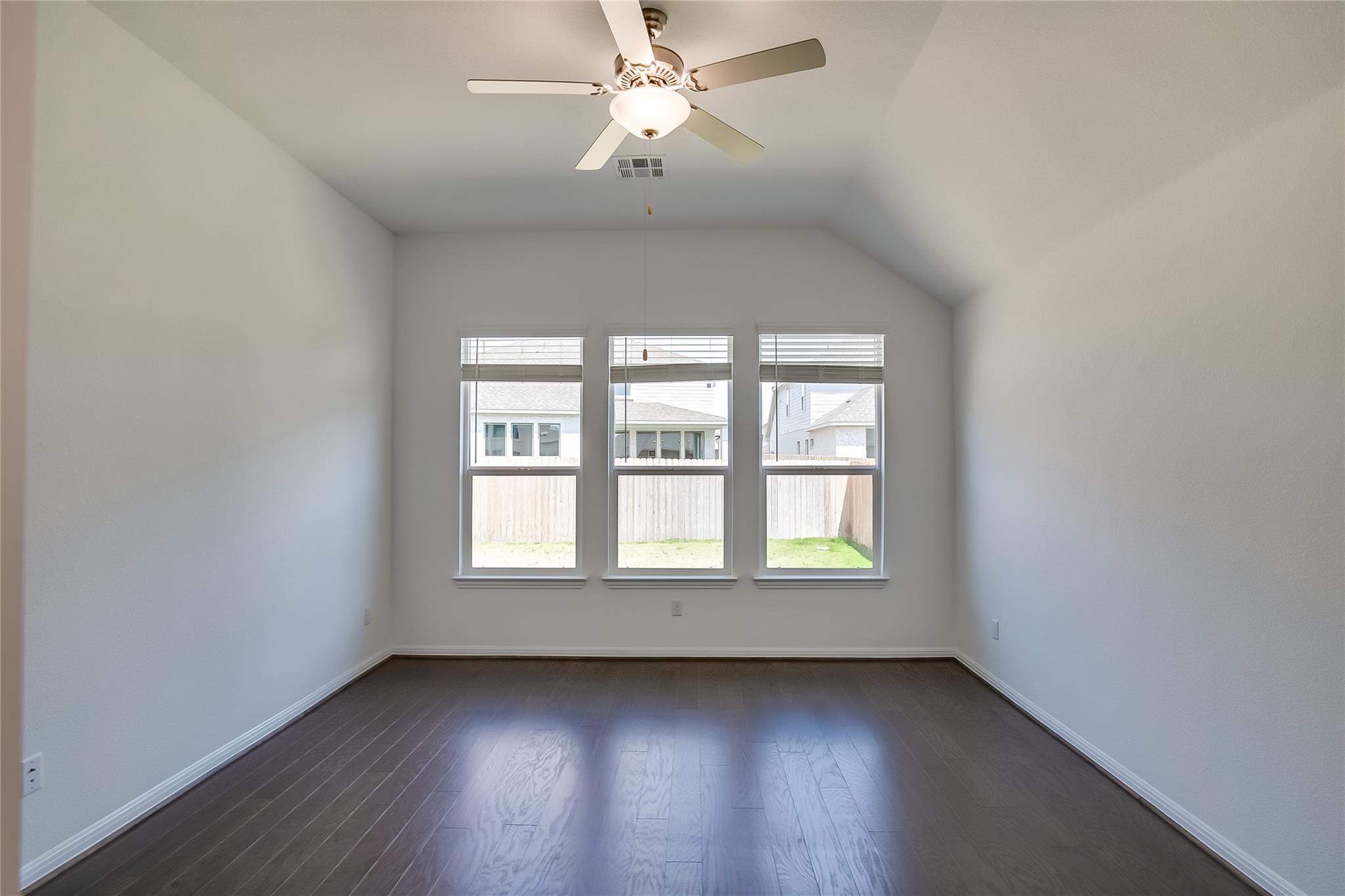 220 Berean Ln, Liberty Hill, TX 78642