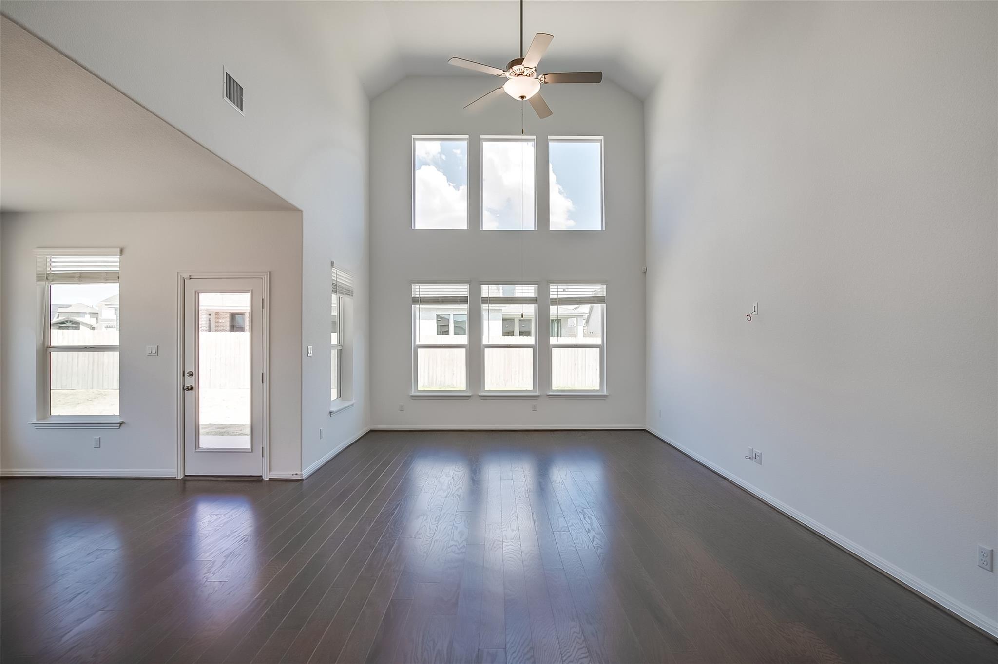 220 Berean Ln, Liberty Hill, TX 78642