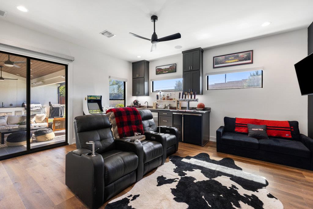 223 Golden Bear Dr, Austin, TX 78738