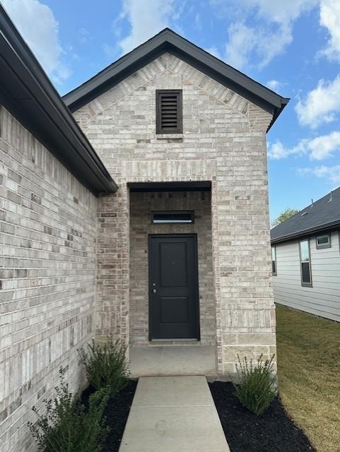 127 Tolo Dr, Elgin, TX 78621