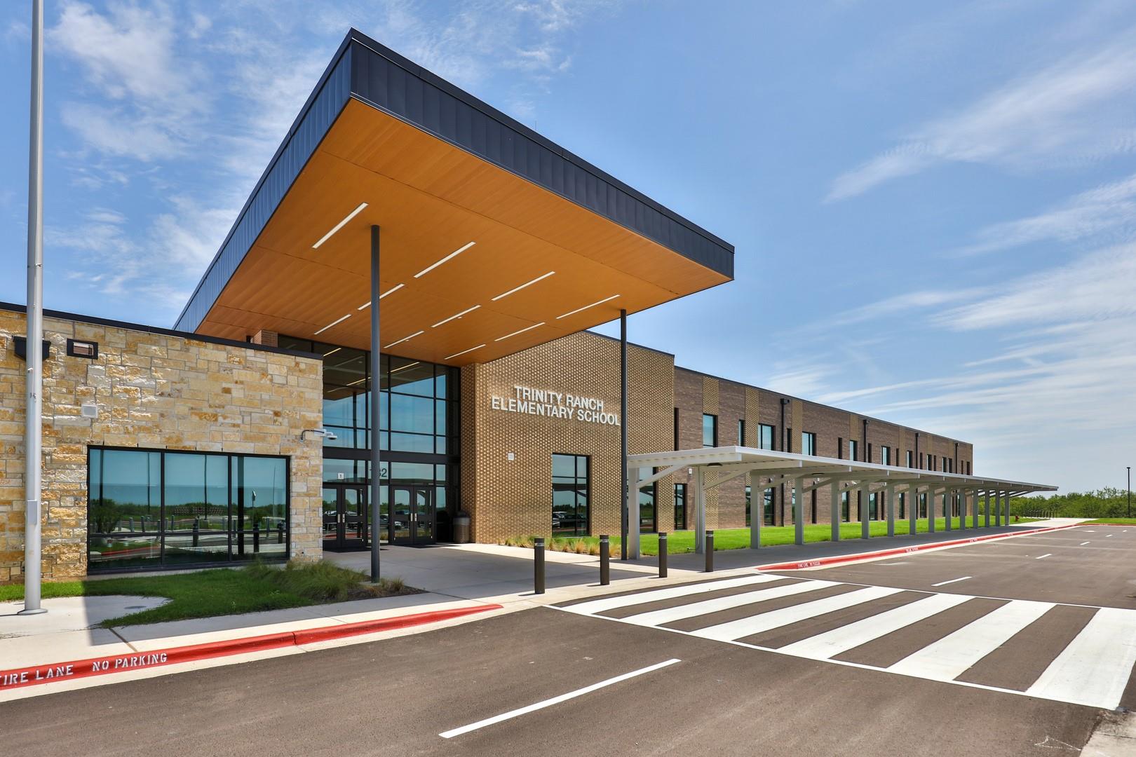 127 Tolo Dr, Elgin, TX 78621